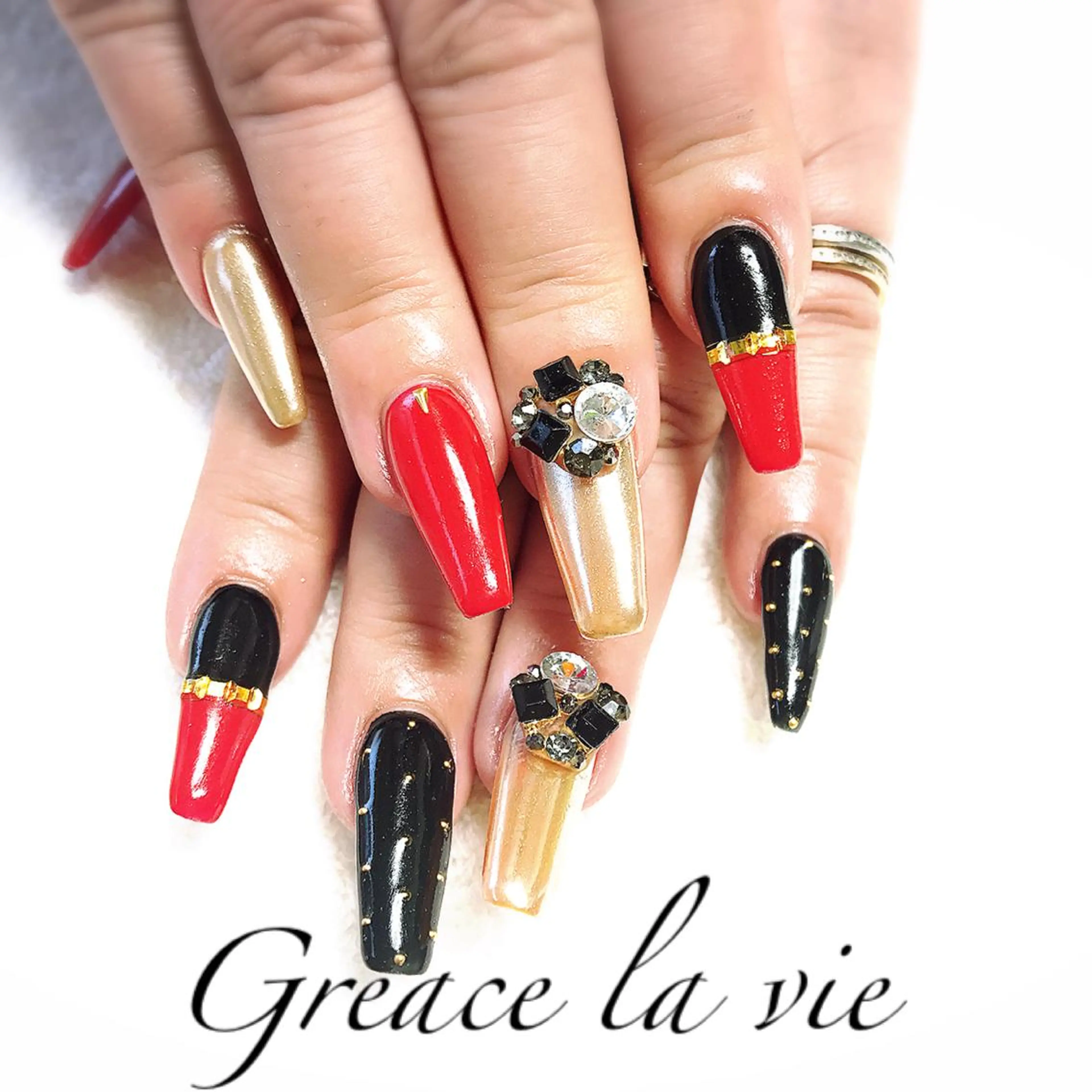 ロング カラー ネイル マツエク・マツパ Greace  la vieのネイルデザイン