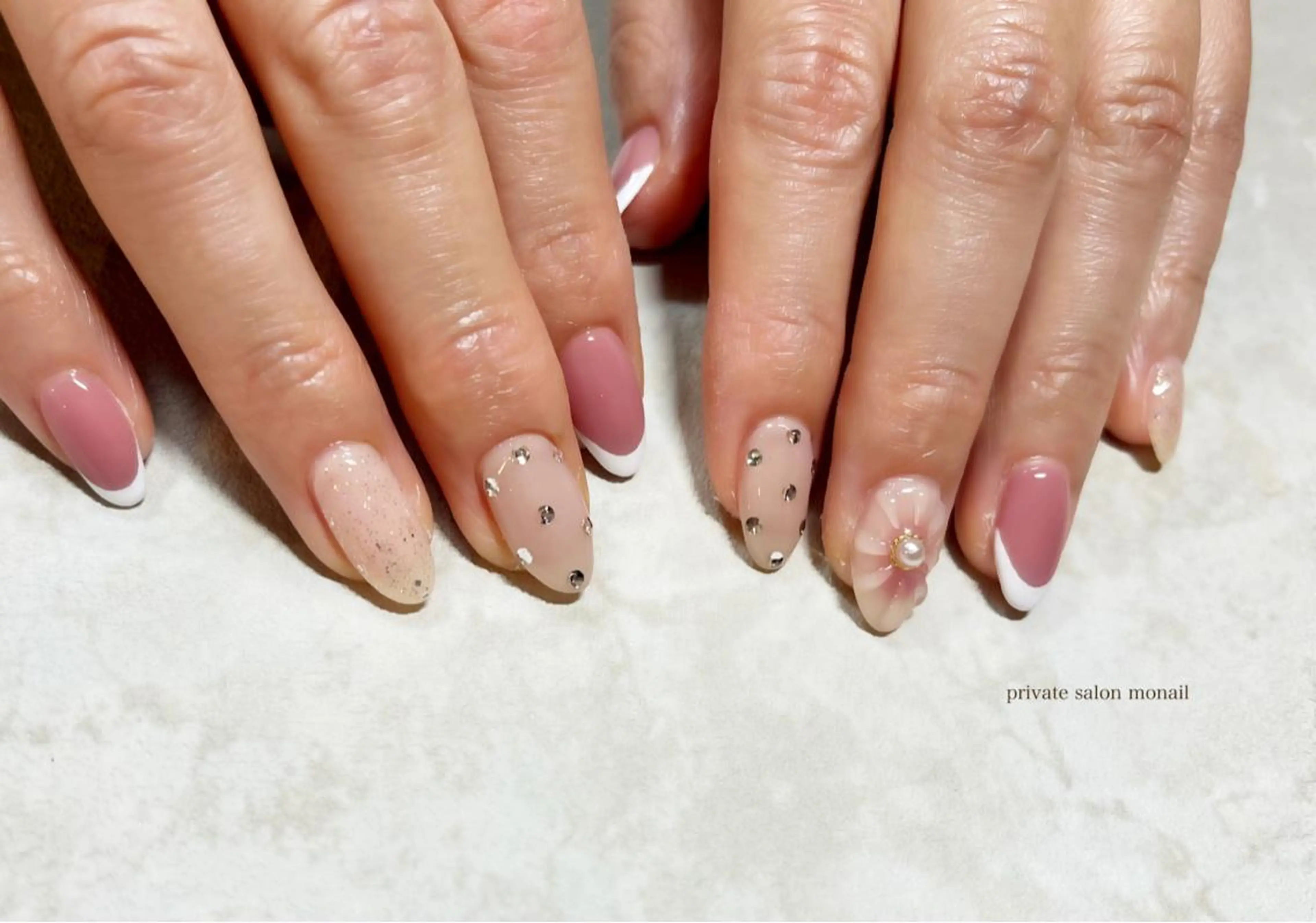 ネイル フラワーネイル フレンチネイル ぷっくりネイル ハンドネイル private  nail monail所属・nail salon monailのネイルデザイン