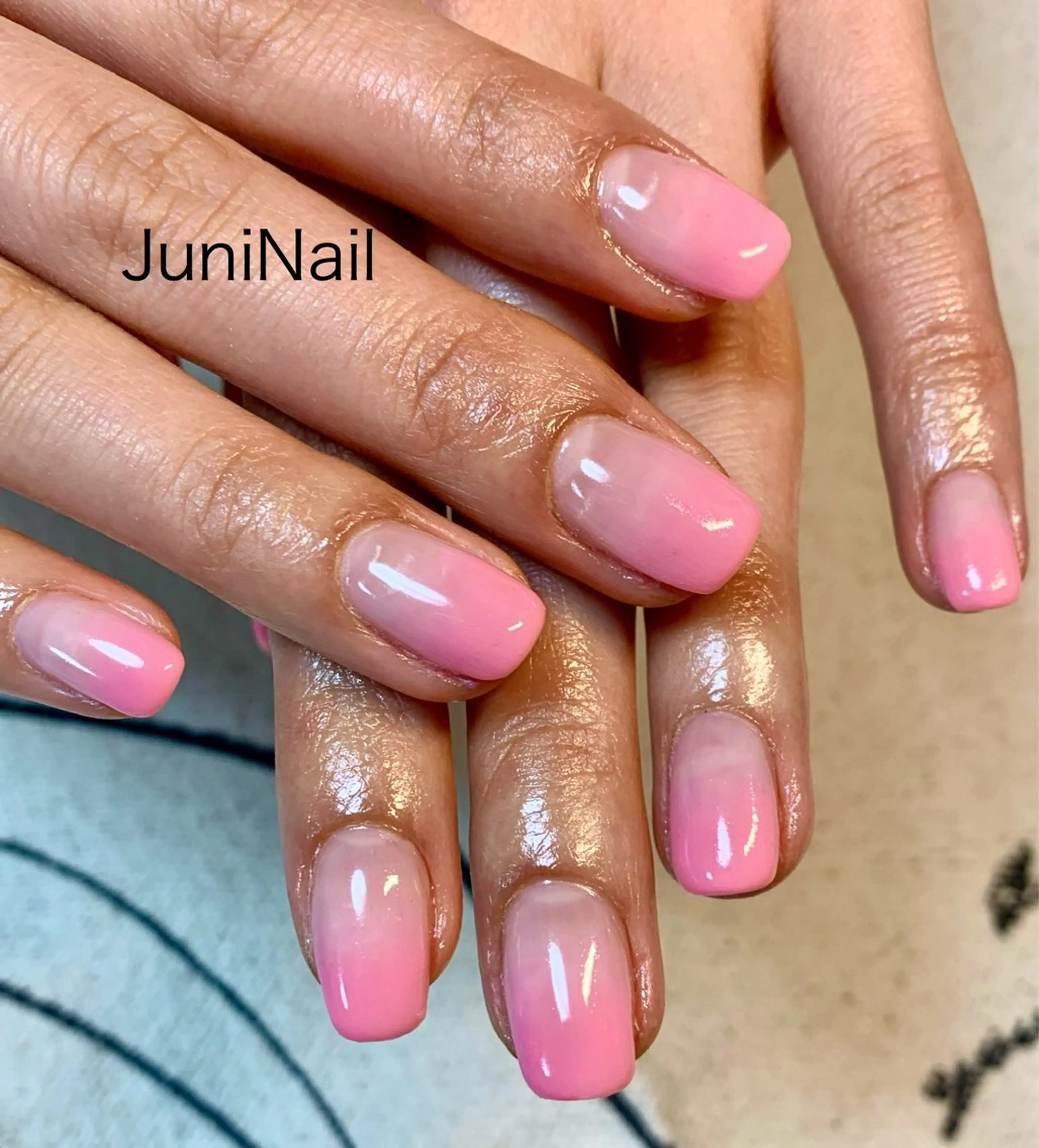 ネイル オーロラネイル クリアネイル 成人式 フラッシュネイル 氷ネイル・うるうるネイル JuniNail 주니네일🇰🇷suのネイルデザイン