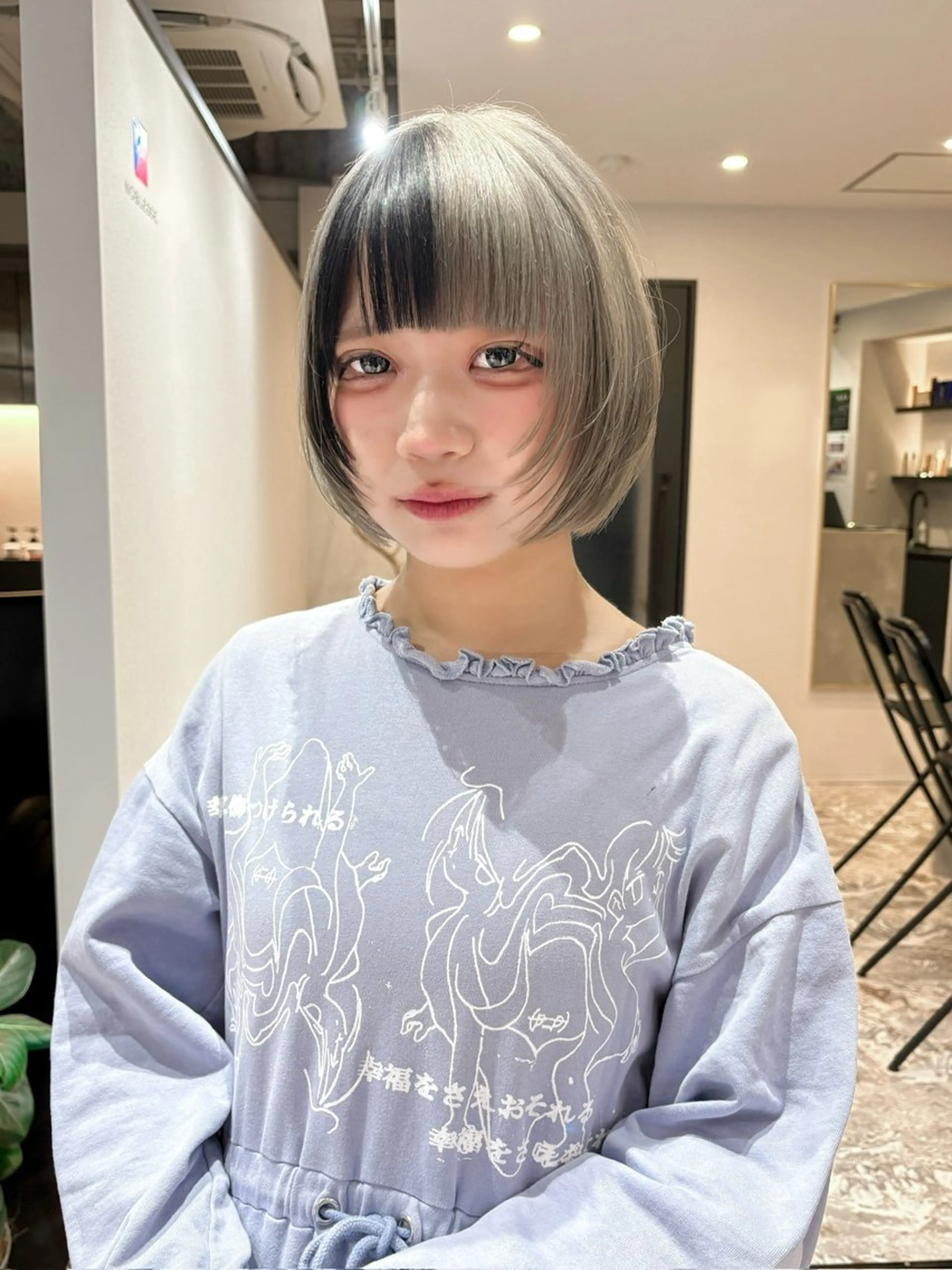 ショート カラー ショートボブ ブリーチ デザインカラー ダブルカラー ハイトーンカラー カット ヘアカラー トリートメント ボブ/髪質改善/ レイヤー/池澤慎人のヘアスタイル