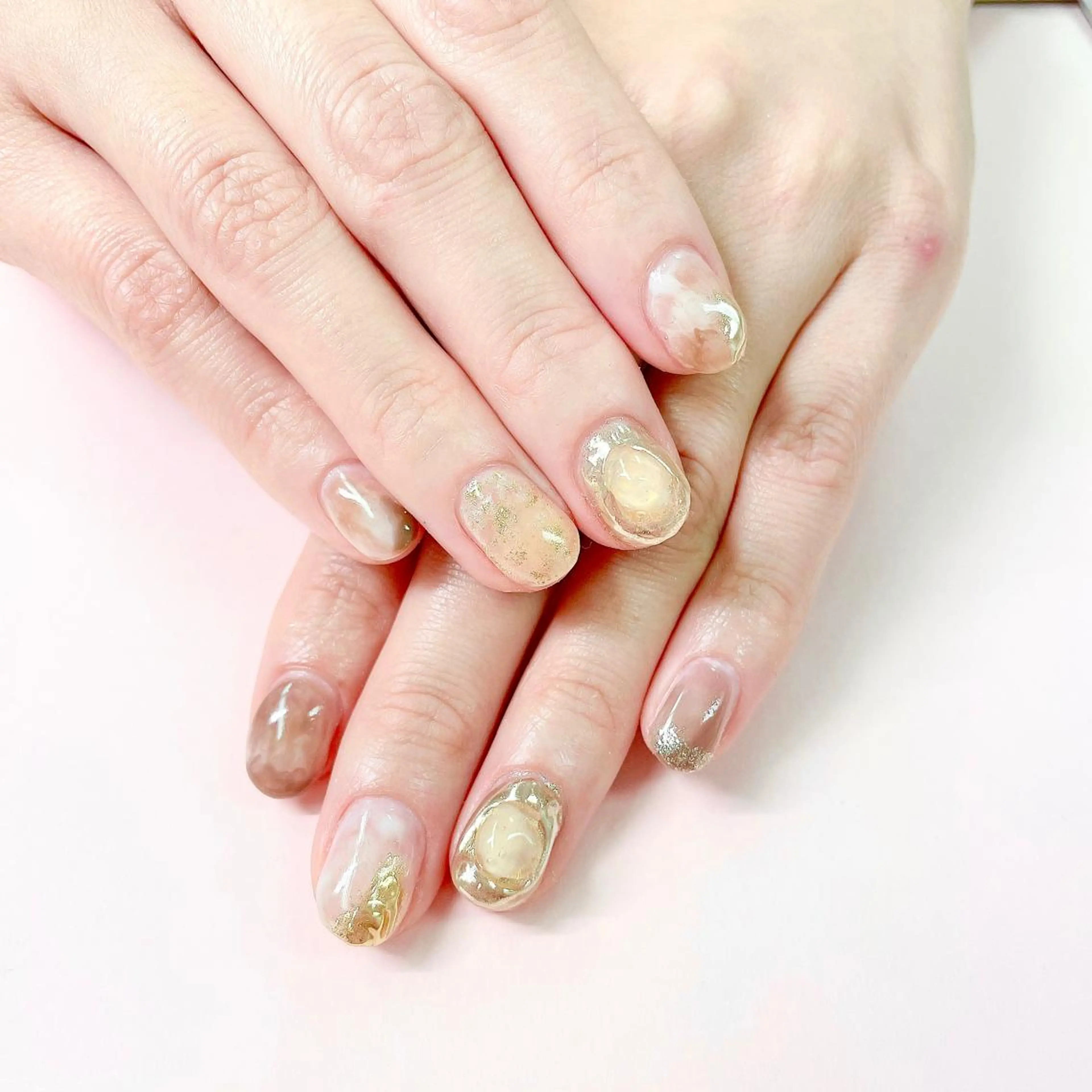 ネイル ニュアンスネイル ハンドネイル 大阪福島韓国束感まつ げ Sayaka🤍のマツエク・マツパデザイン