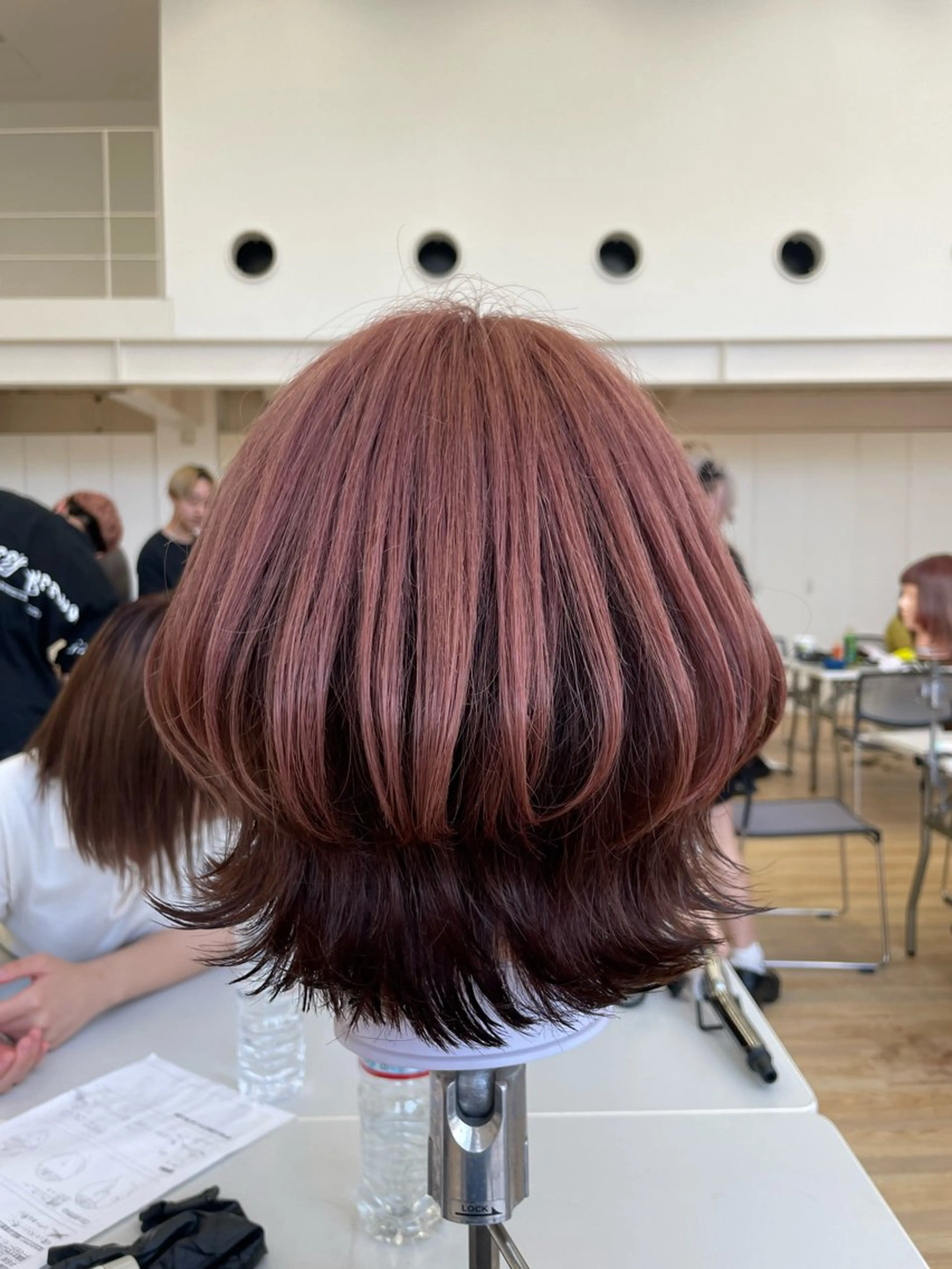 ミディアム カラー 艶髪/ハイトーン ️🫧rino🫧のヘアスタイル