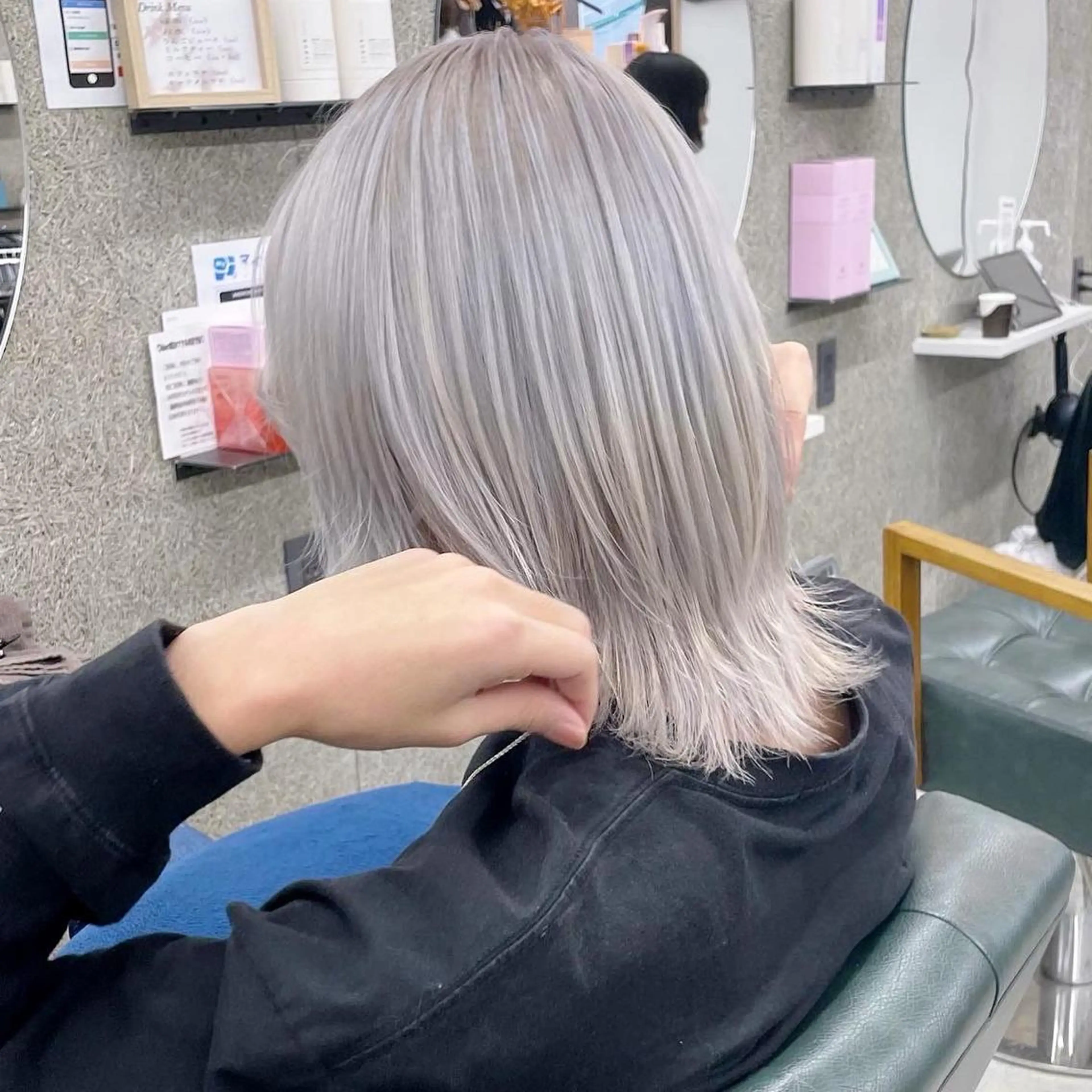 カラー メンズ Lull1人美容室 バレイヤージュのヘアスタイル