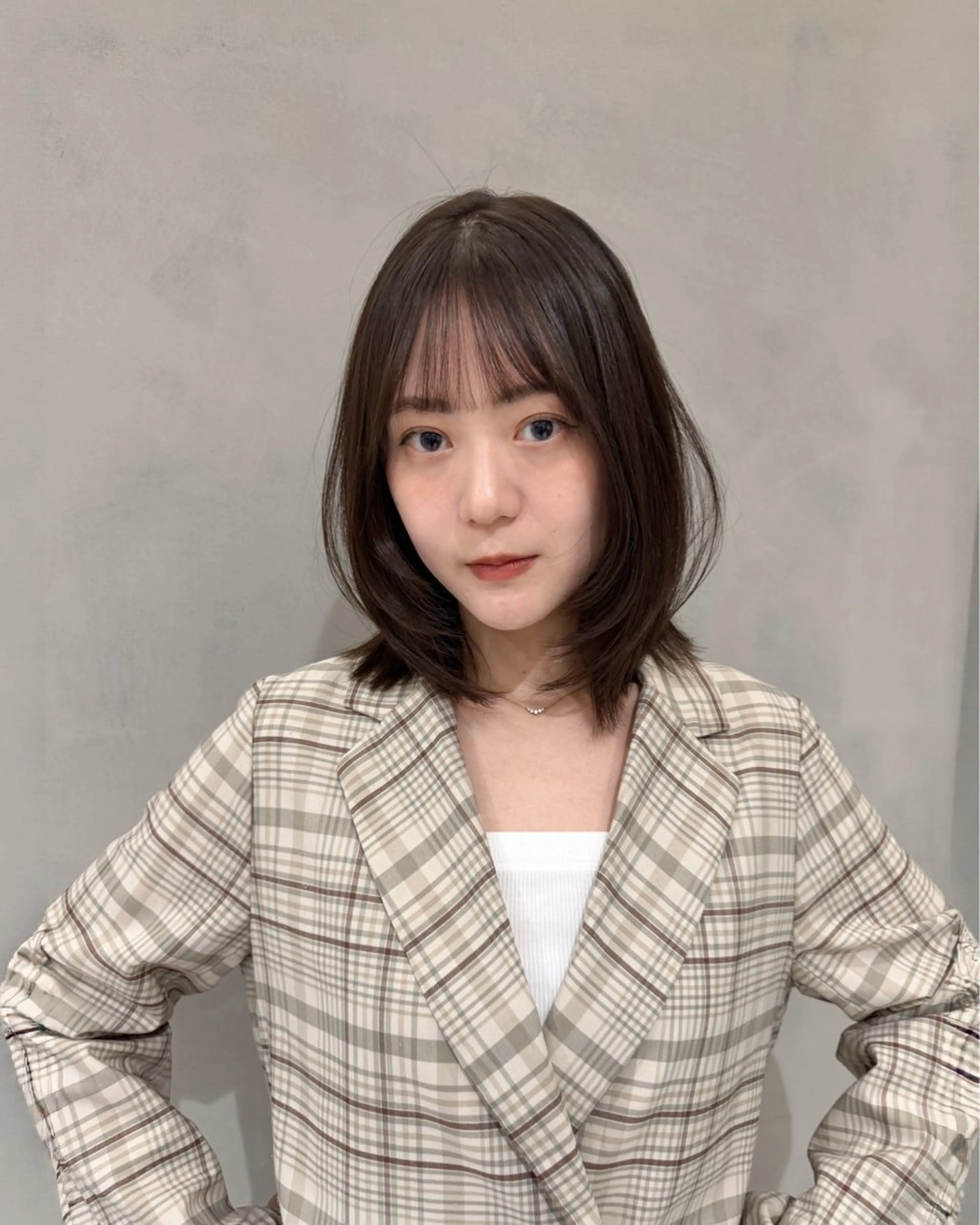 ミディアム レイヤーカット カット ヘアカラー アサカ/透明感カラー /レイヤーカットのヘアスタイル