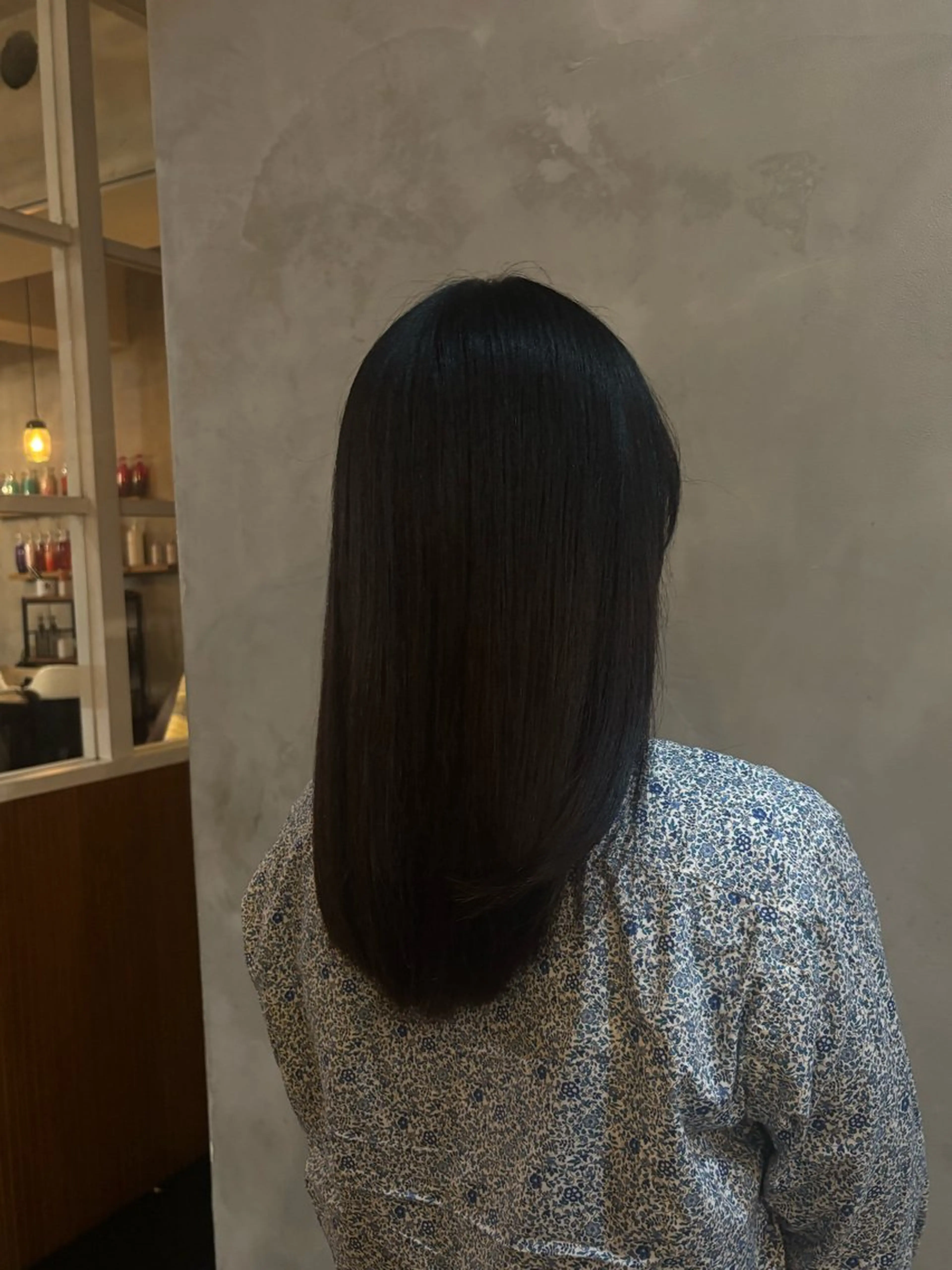 セミロング 透明感/暖色カラー ミウのヘアスタイル