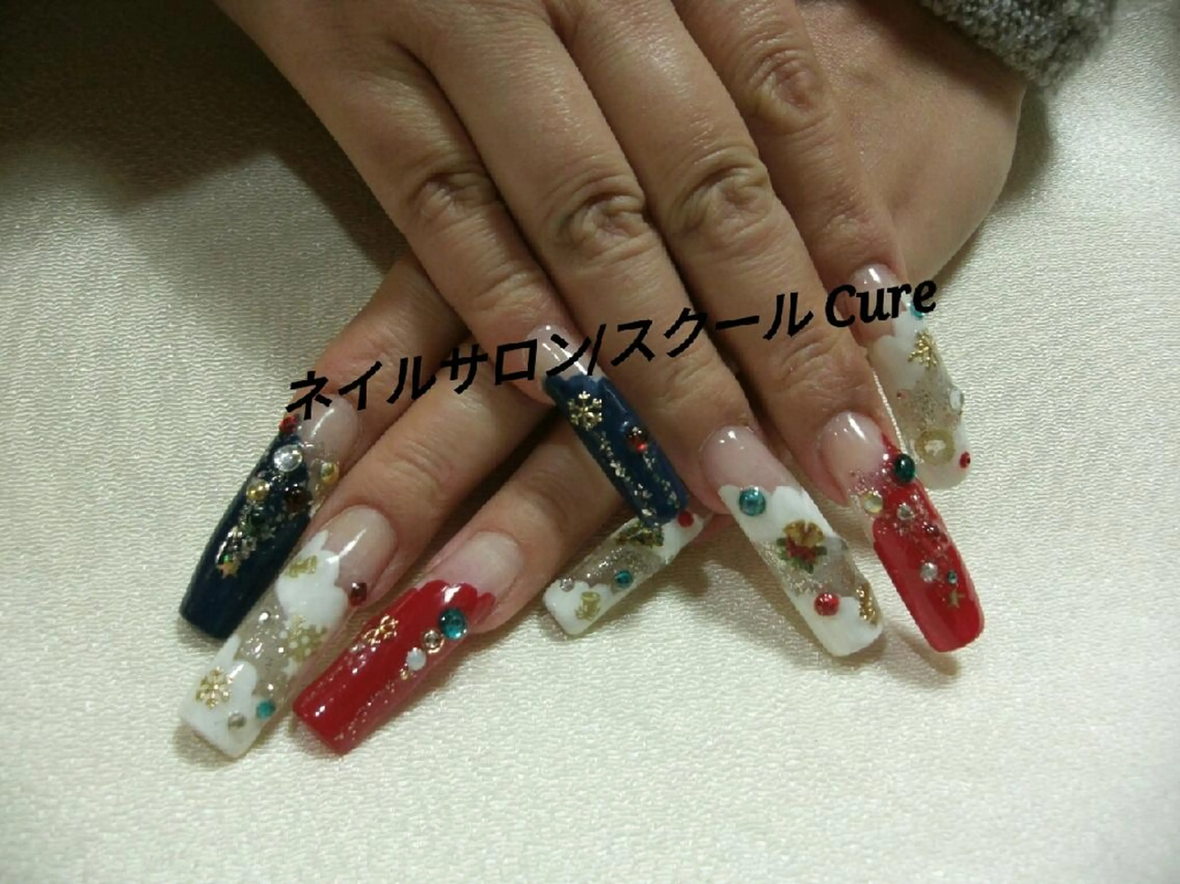 ロング ネイル ネイルサロン Cureのネイルデザイン