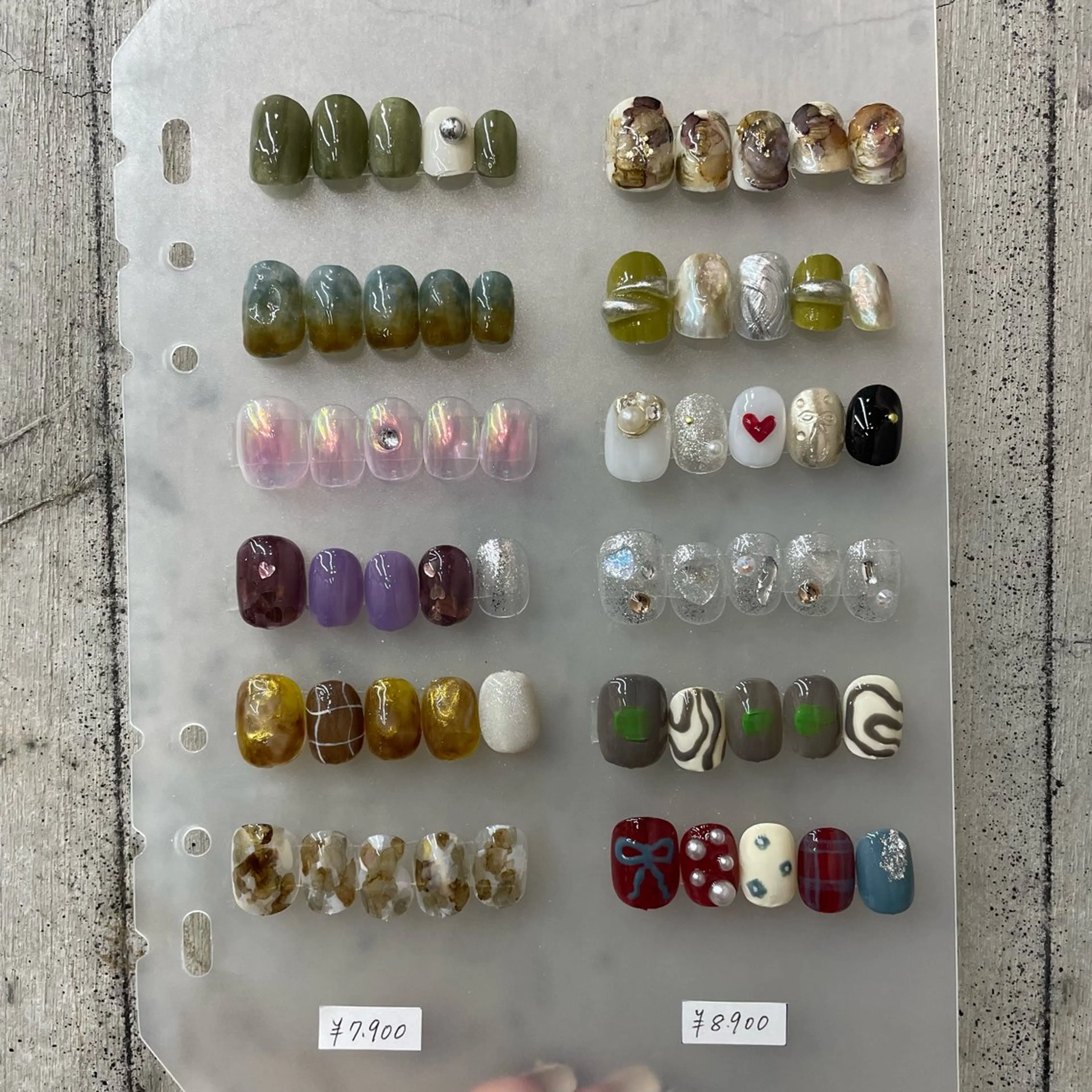 ネイル DISCO HAIR bello NAILのネイルデザイン