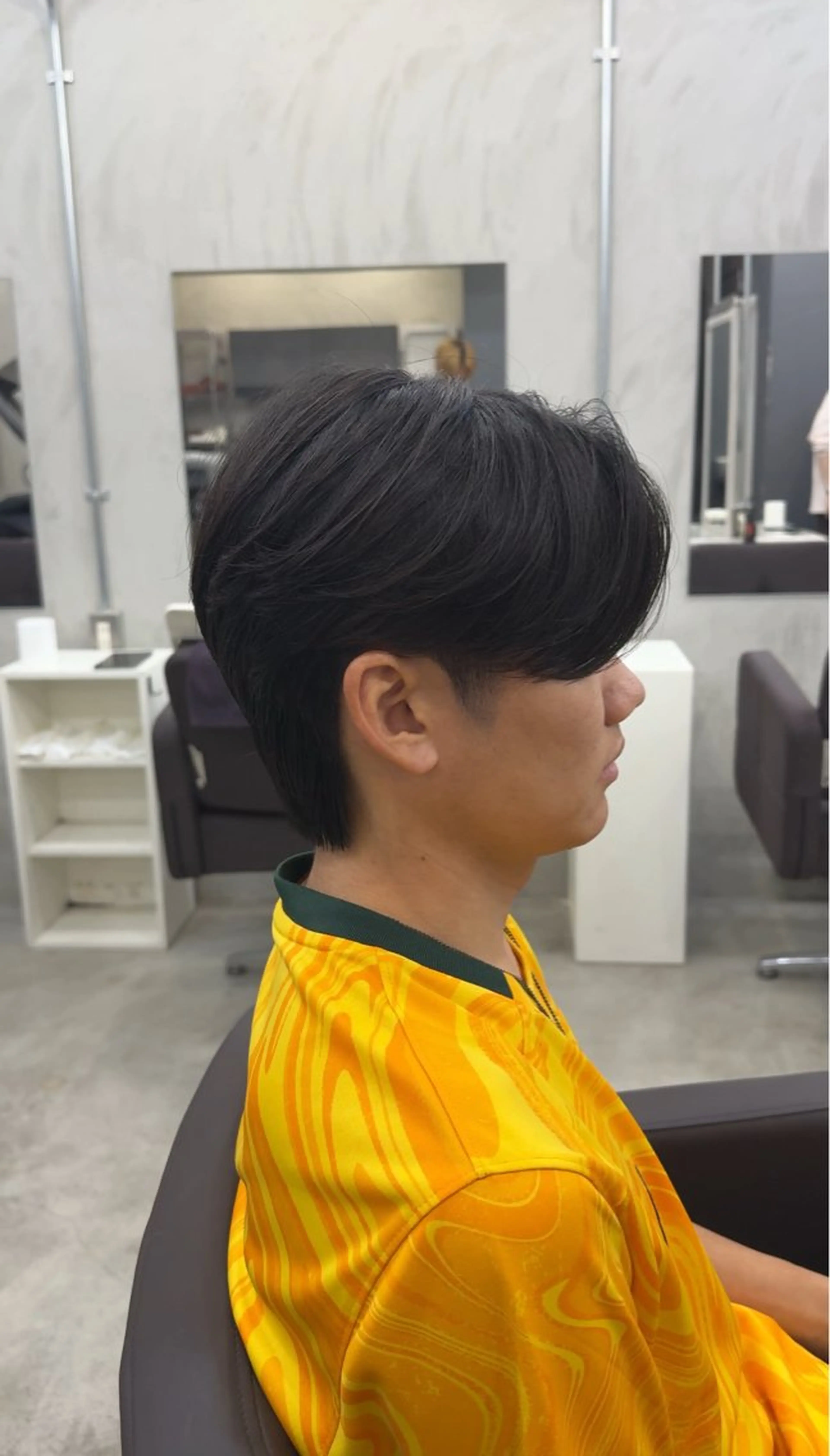 ミディアム 無料メンズカット ざき【原宿】のヘアスタイル