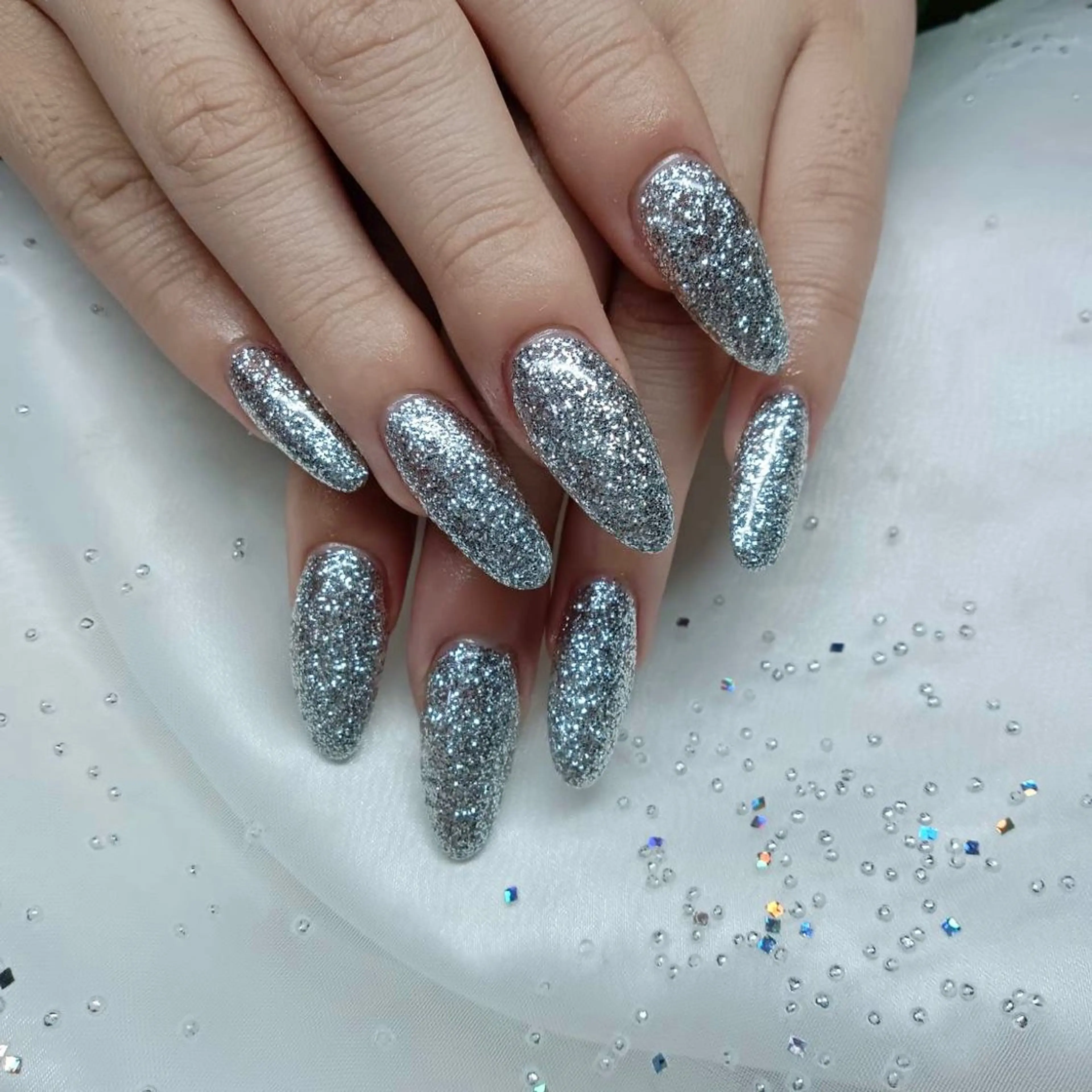 ネイル ハンドネイル 金井 奈々のネイルデザイン