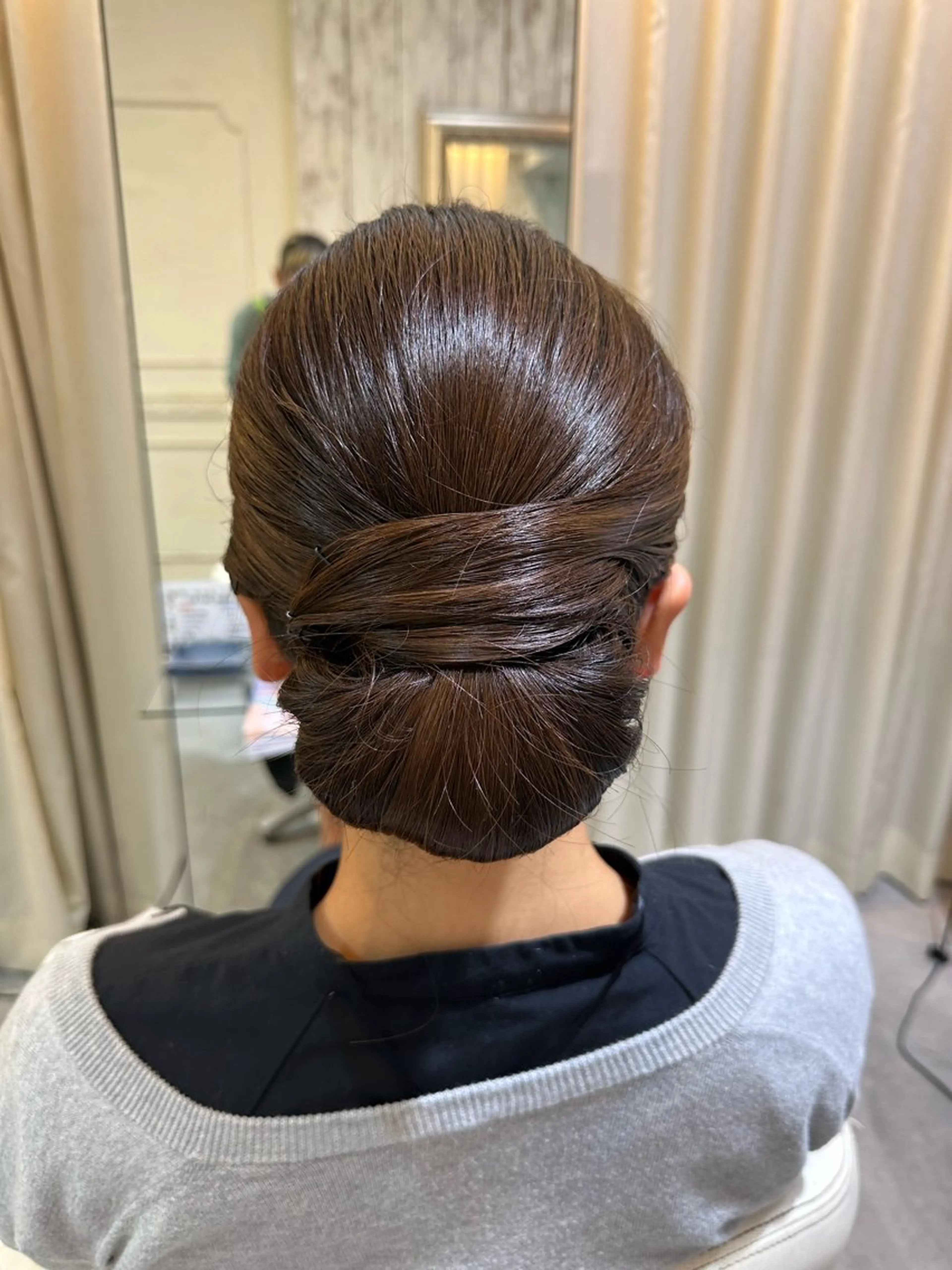 セミロング ヘアアレンジ 結婚式・ブライダル ハイライト 髪質改善 韓国風ヘア レイヤーカット ヘアセット アダチ ホノカのヘアスタイル