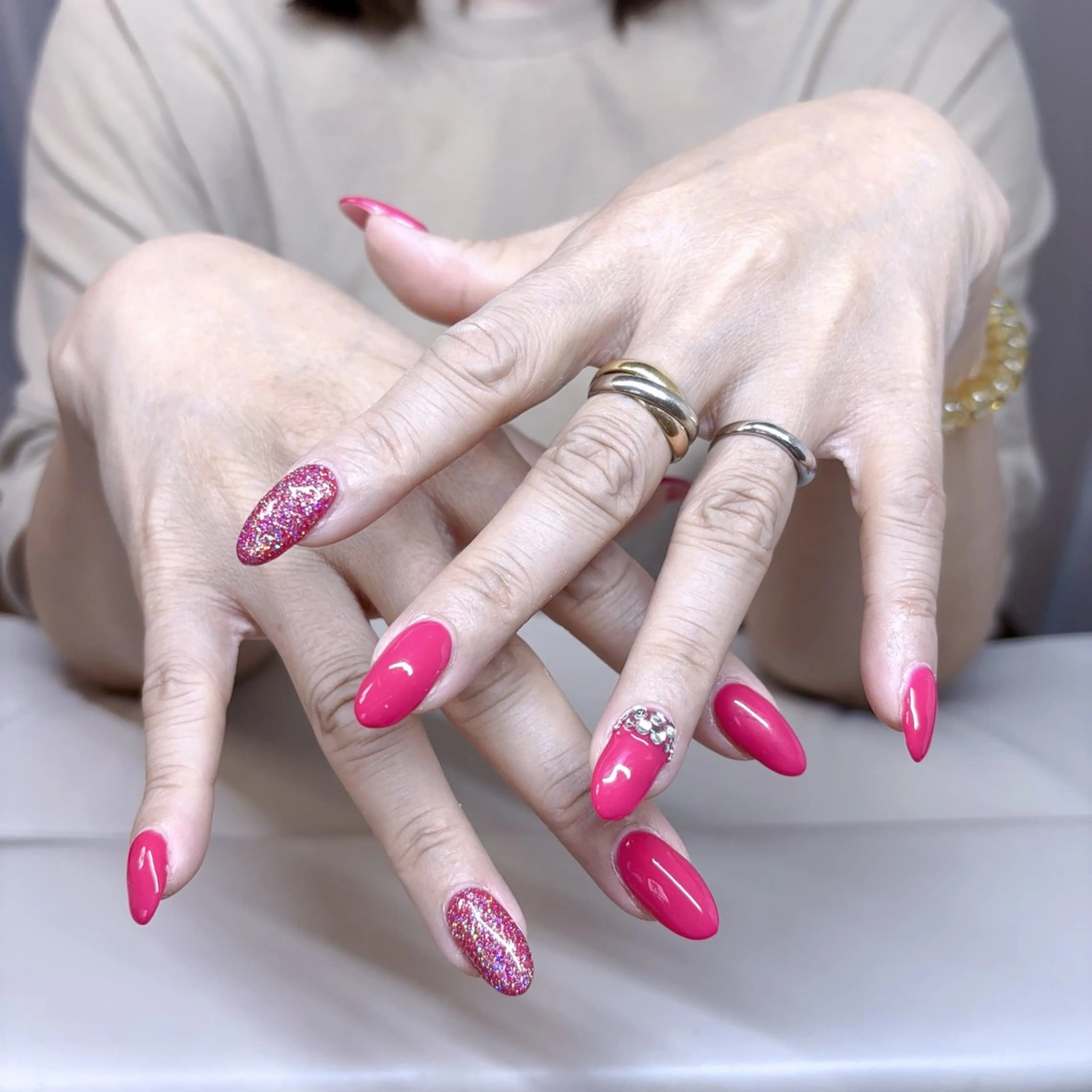 ネイル アートネイル オーロラネイル ガーリー ハート キラキラネイル Rika  nail cocoのネイルデザイン