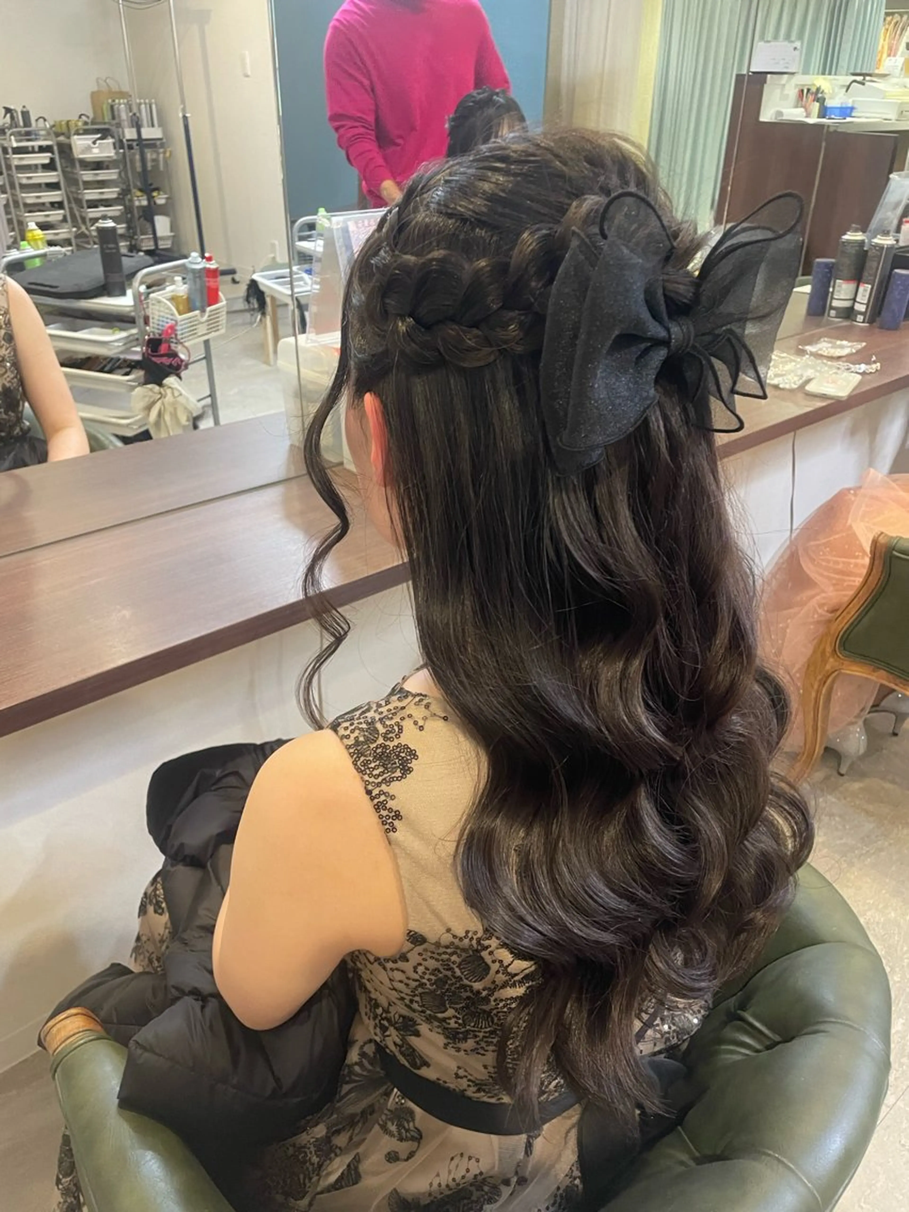 セミロング ヘアアレンジ ハーフアップ ヨシンモリ 大長 一華のヘアスタイル