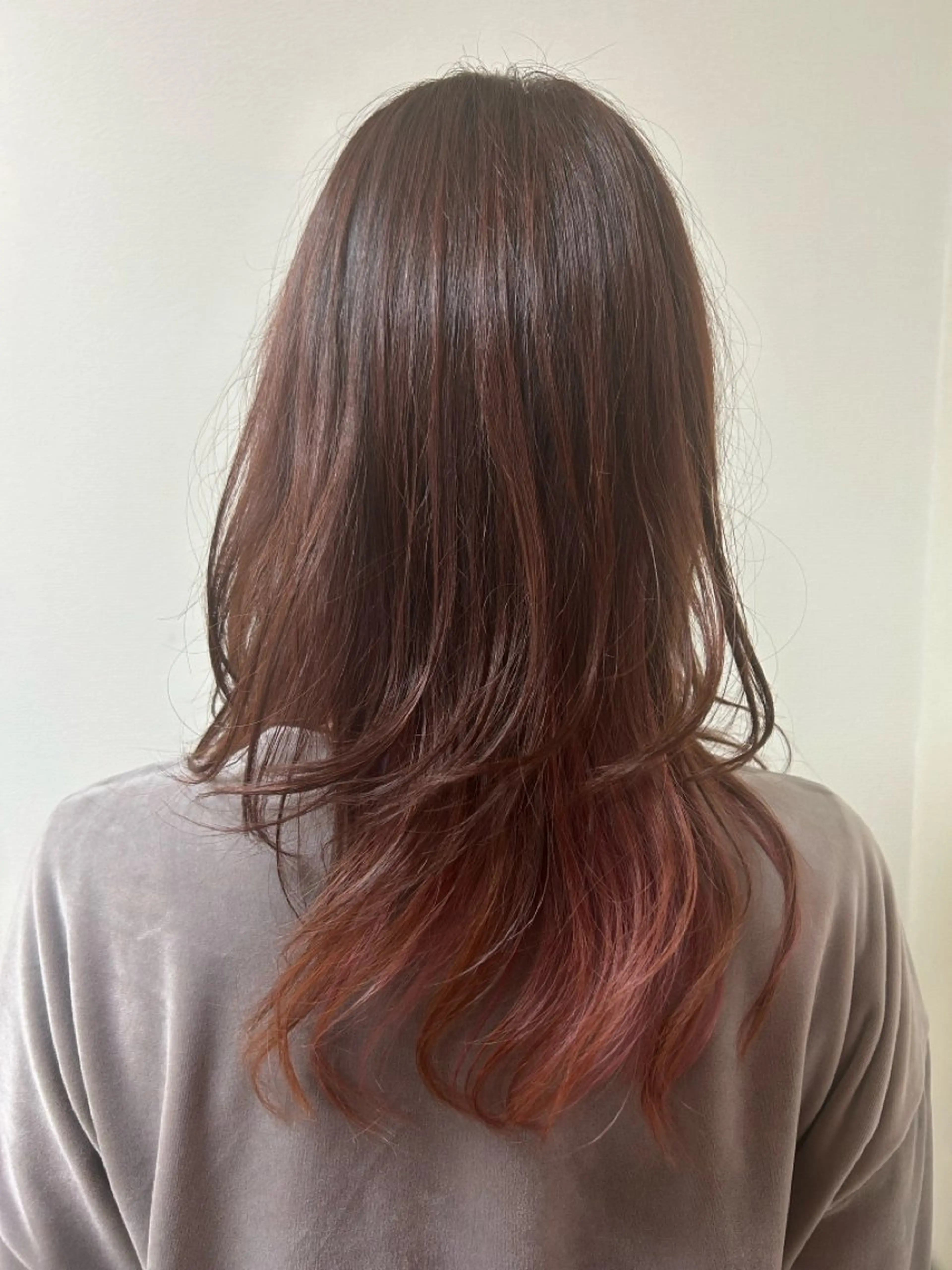 セミロング 高橋 彩のヘアスタイル