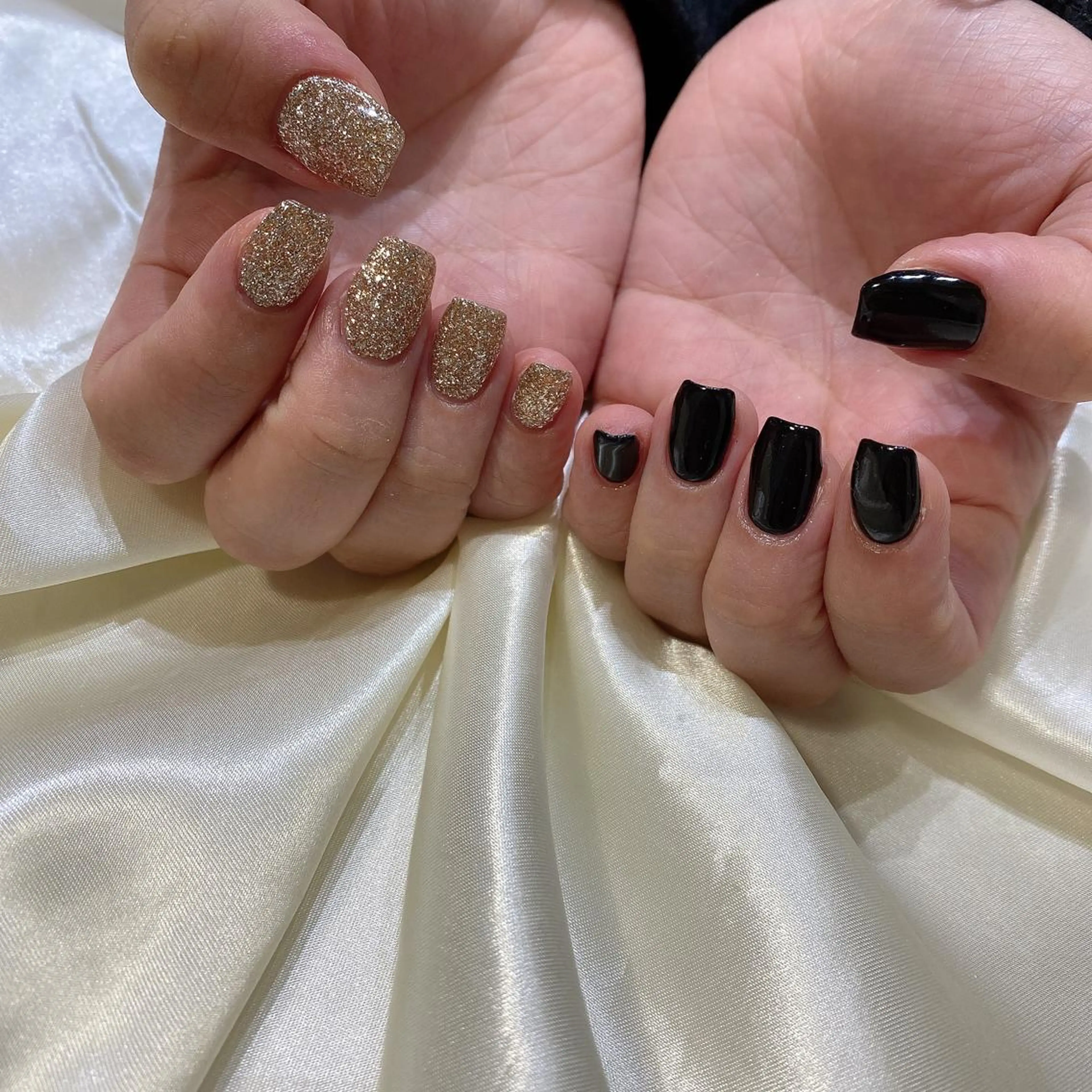 ネイル ハンドネイル 西岡 杏のネイルデザイン