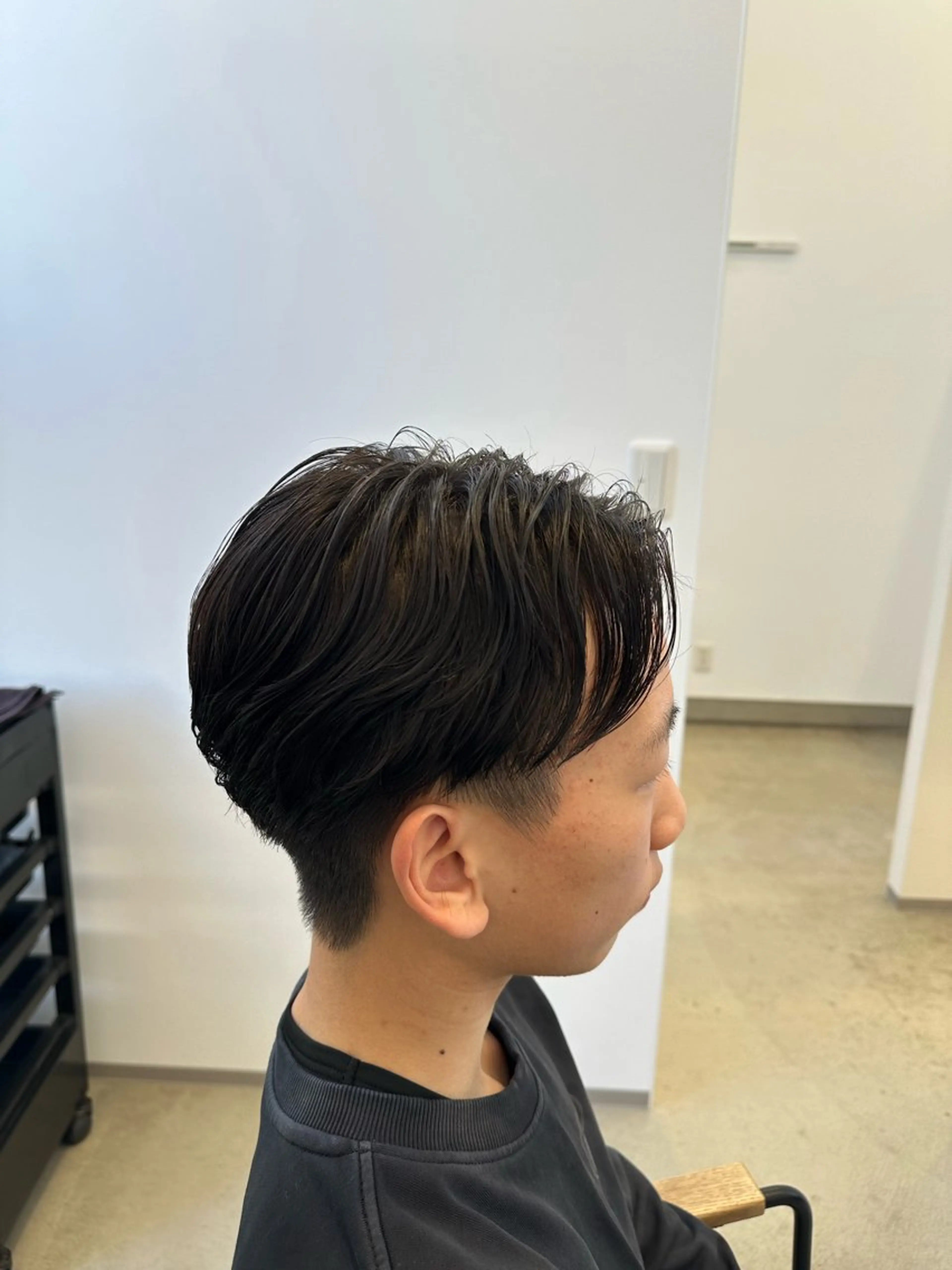 パーマ メンズ フェザーパーマ メンズパーマ カット パーマ 茂木 理紗のヘアスタイル