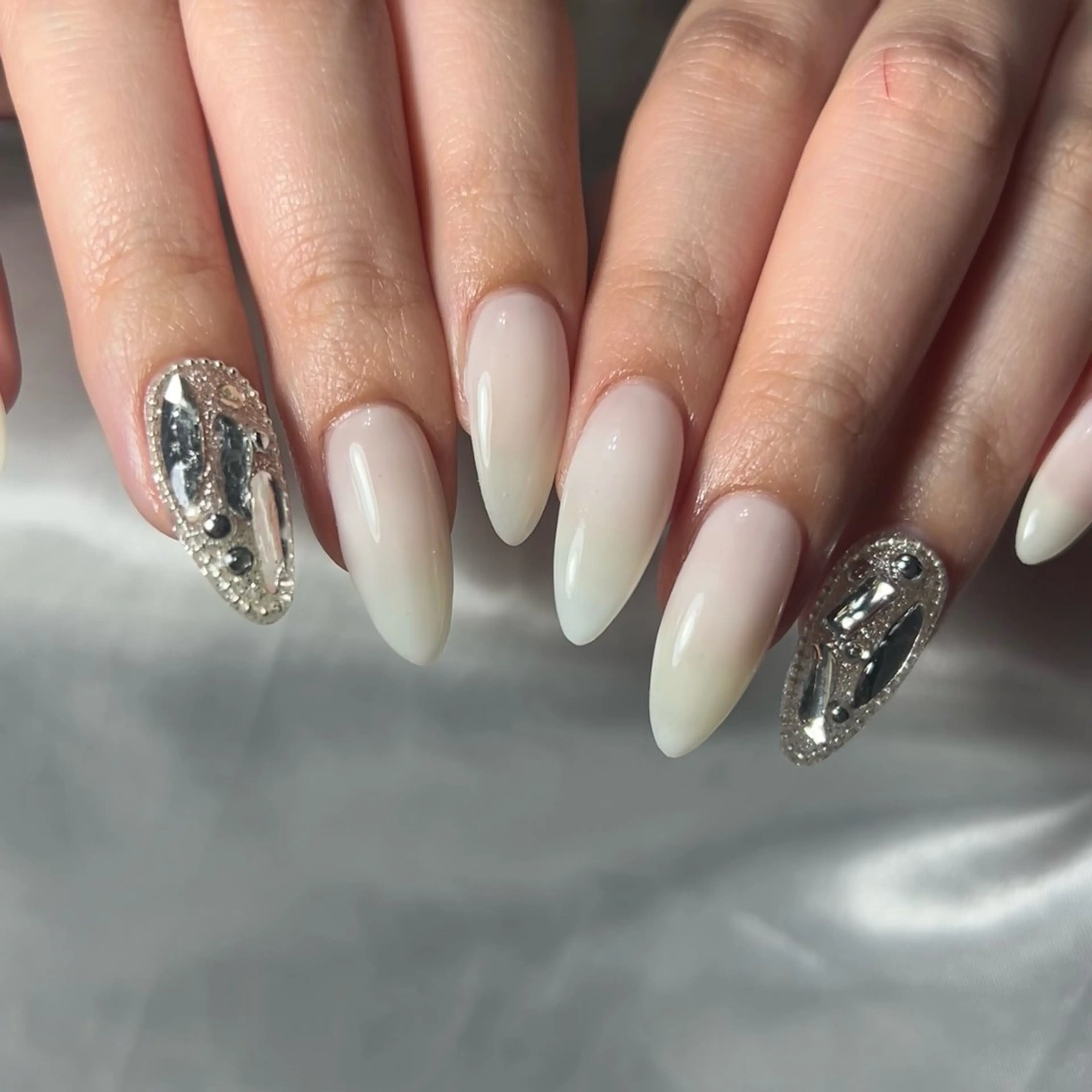 ネイル ハンドネイル nailroom‪ sb‪‪𓈒𓂂𓏸のネイルデザイン