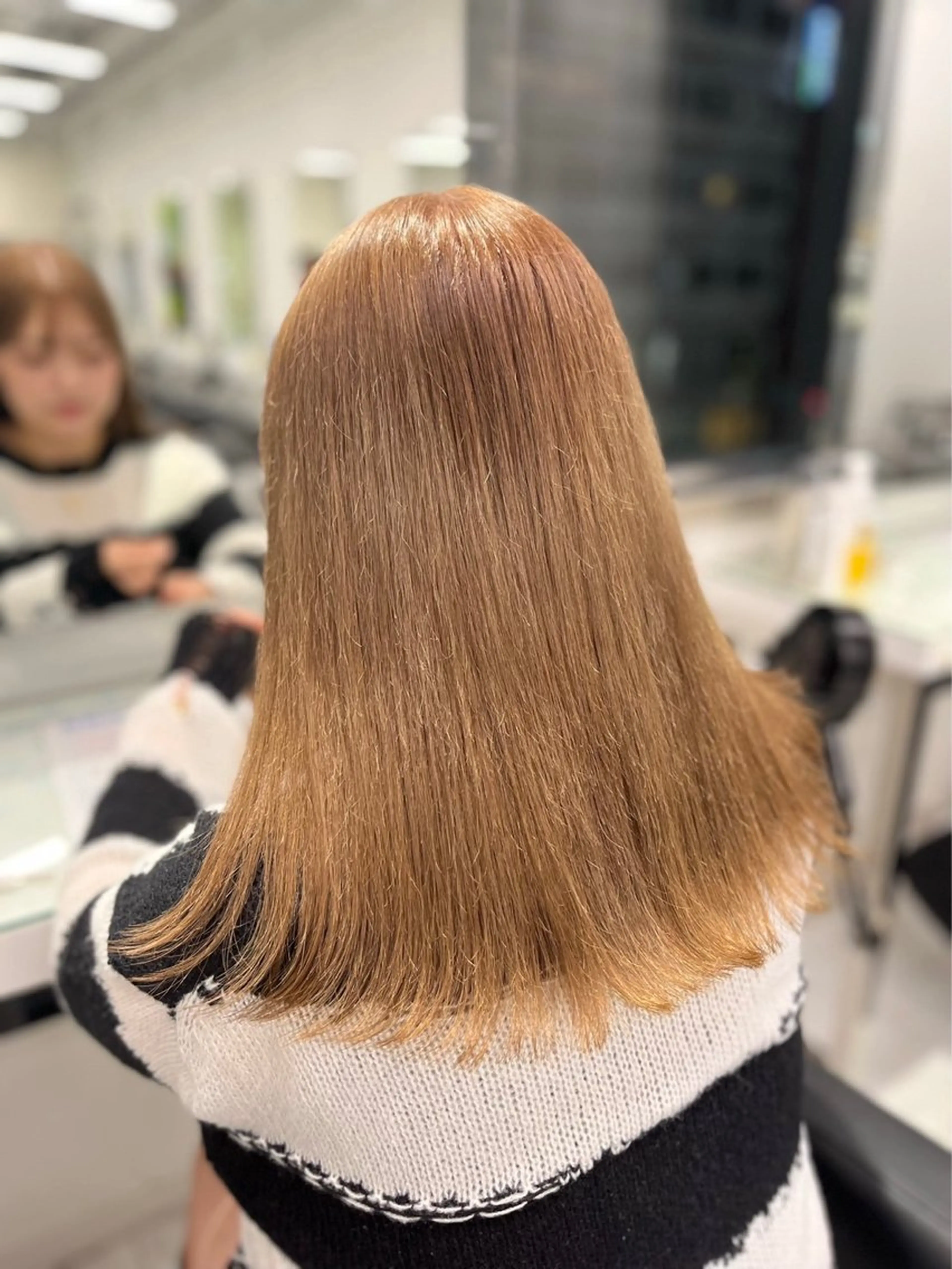 ミディアム カラー ハイトーンカラー トリートメント ヘアカラー トリートメント ヘッドスパ ヘアセット ❄最強かわいいカラー ❄️MINA❄️のヘアスタイル