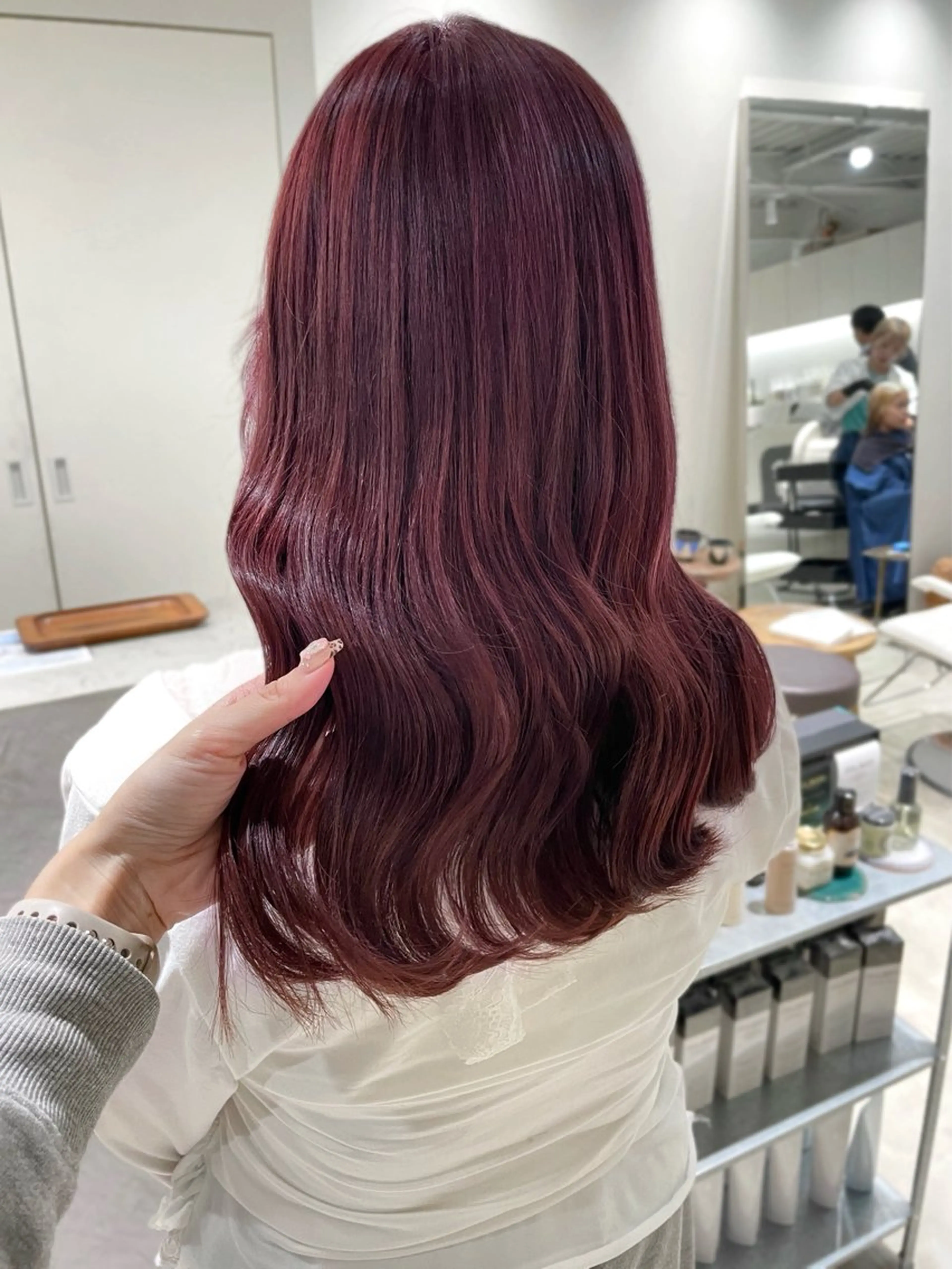 ロング カラー カット ヘアカラー 林 千聖のヘアスタイル