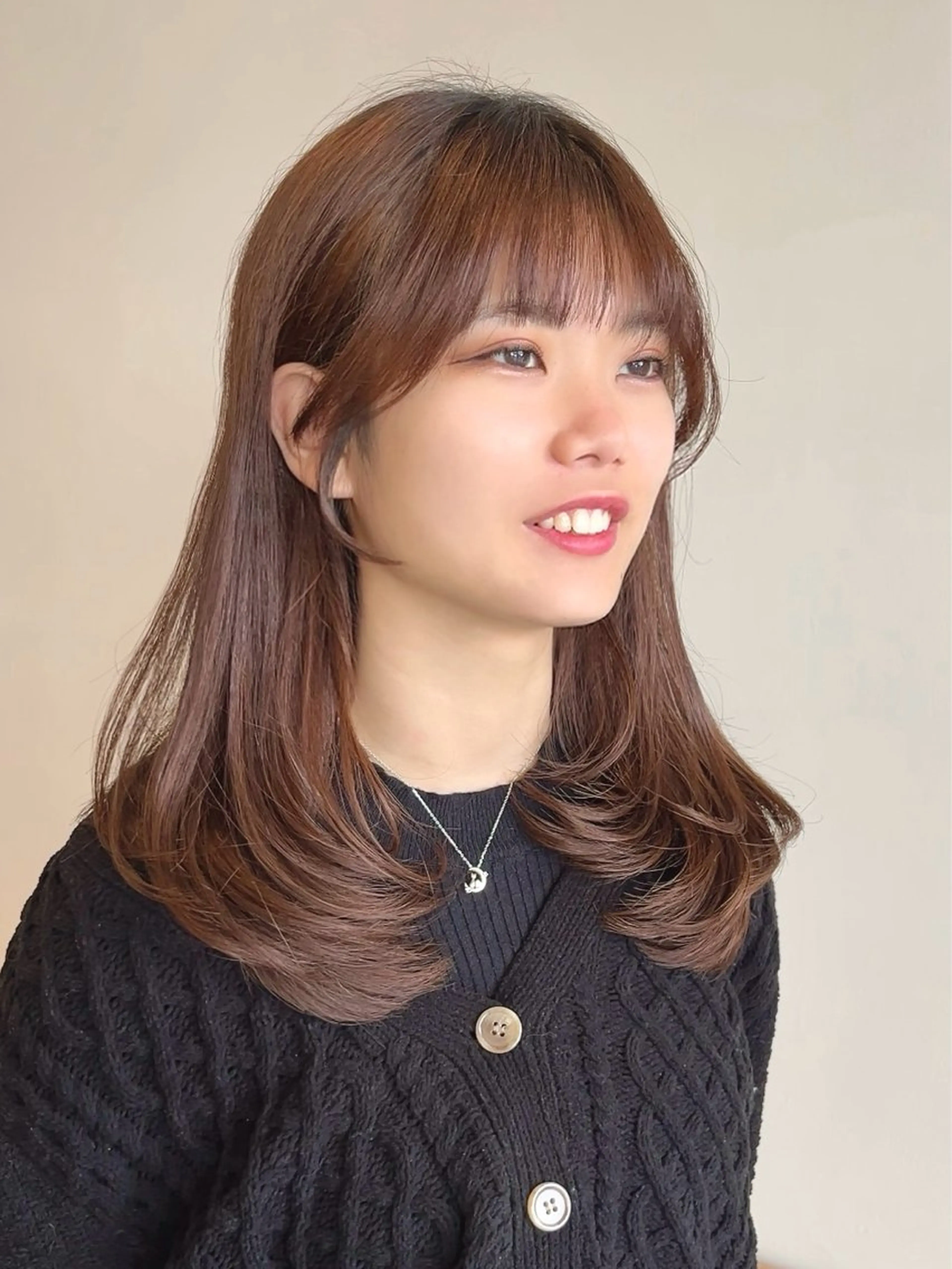ロング カラー ショートボブ ブルーカラー ブルーグレー ブルーグレージュ グレージュ カット ヘアカラー VIEW EHIME 齋藤  あつきのヘアスタイル