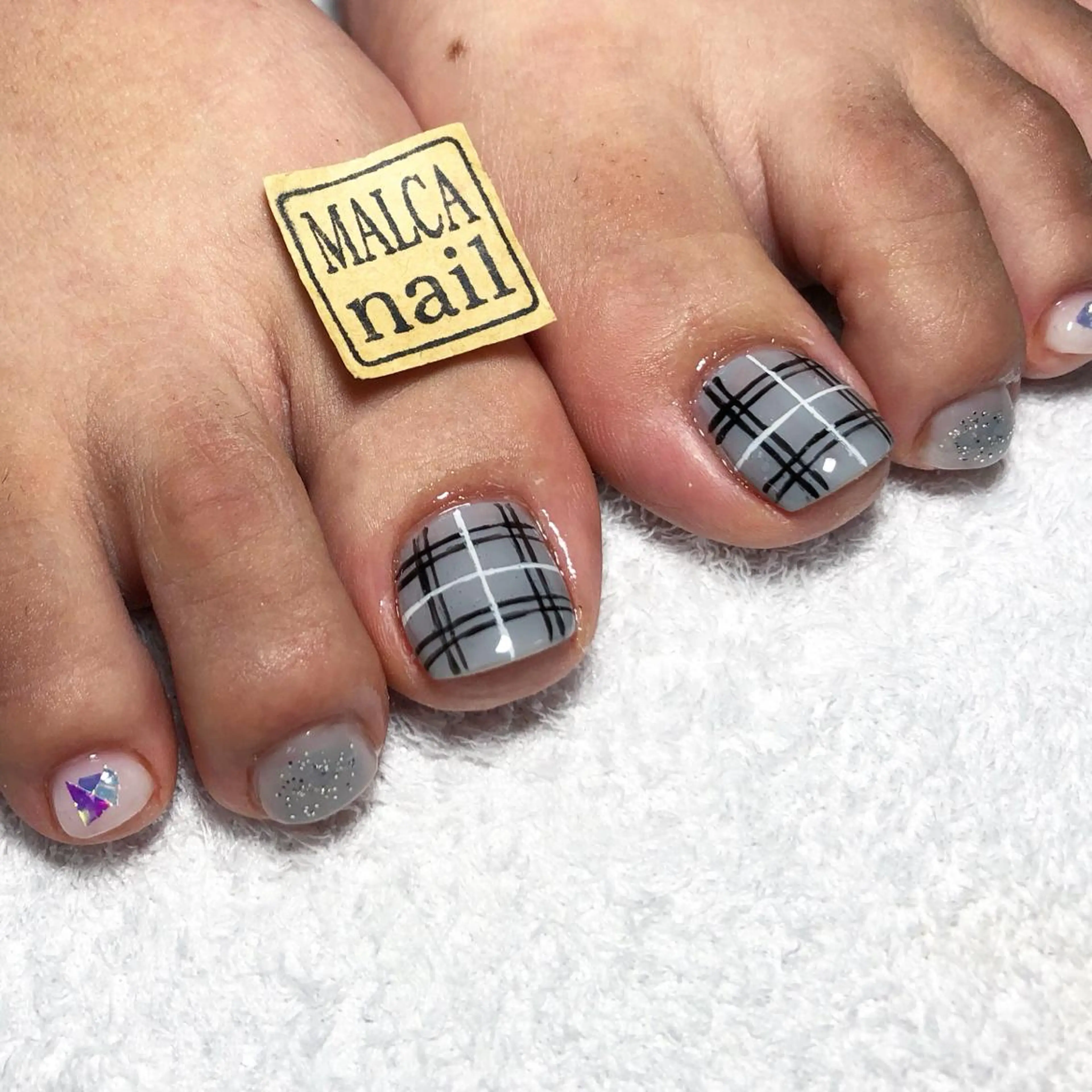 ロング カラー パーマ ヘアアレンジ キッズ ネイル マツエク・マツパ MALCAnail(マルカネイル)所属・荒木 莉奈のネイルデザイン