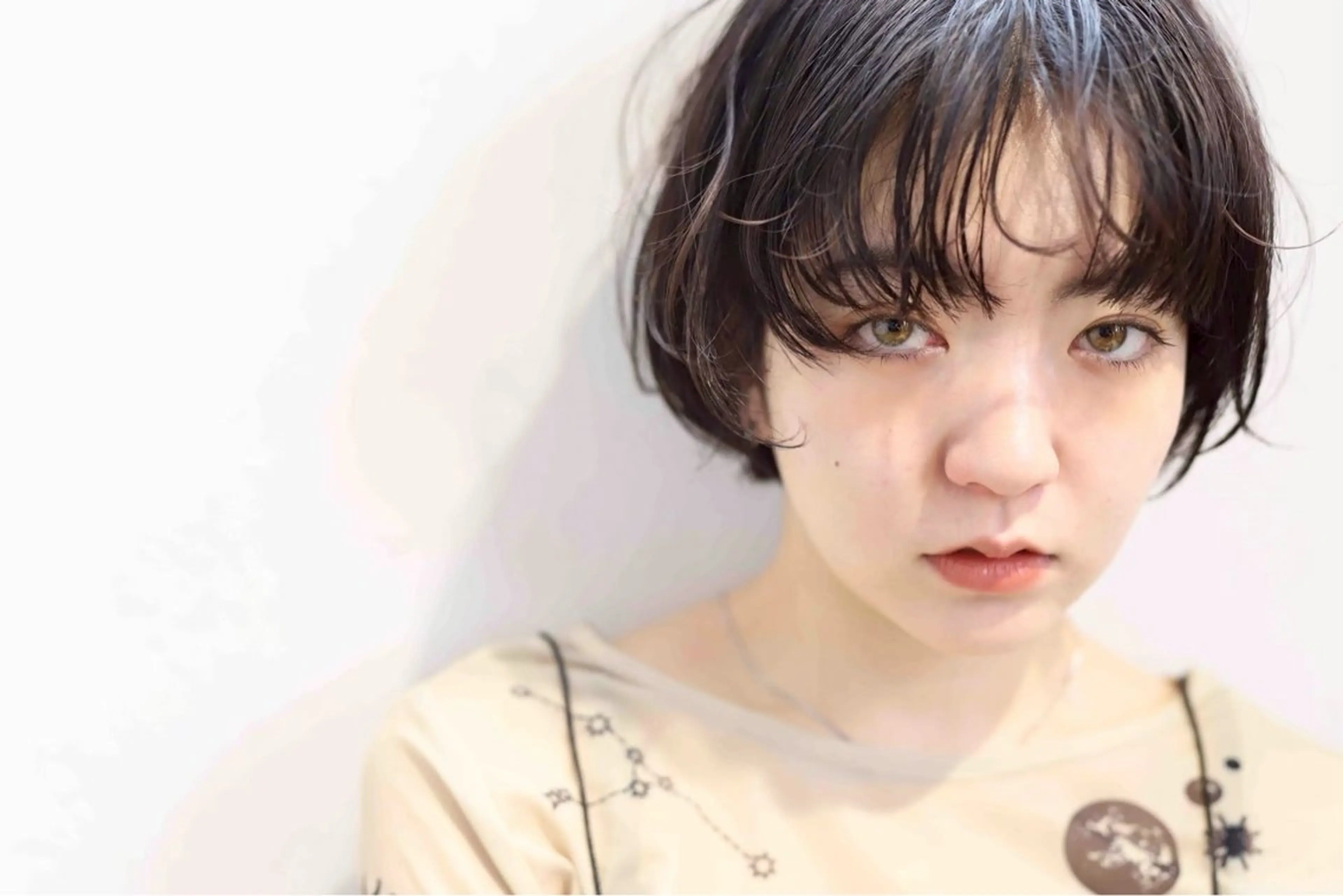 ショート 尾崎 優花のヘアスタイル