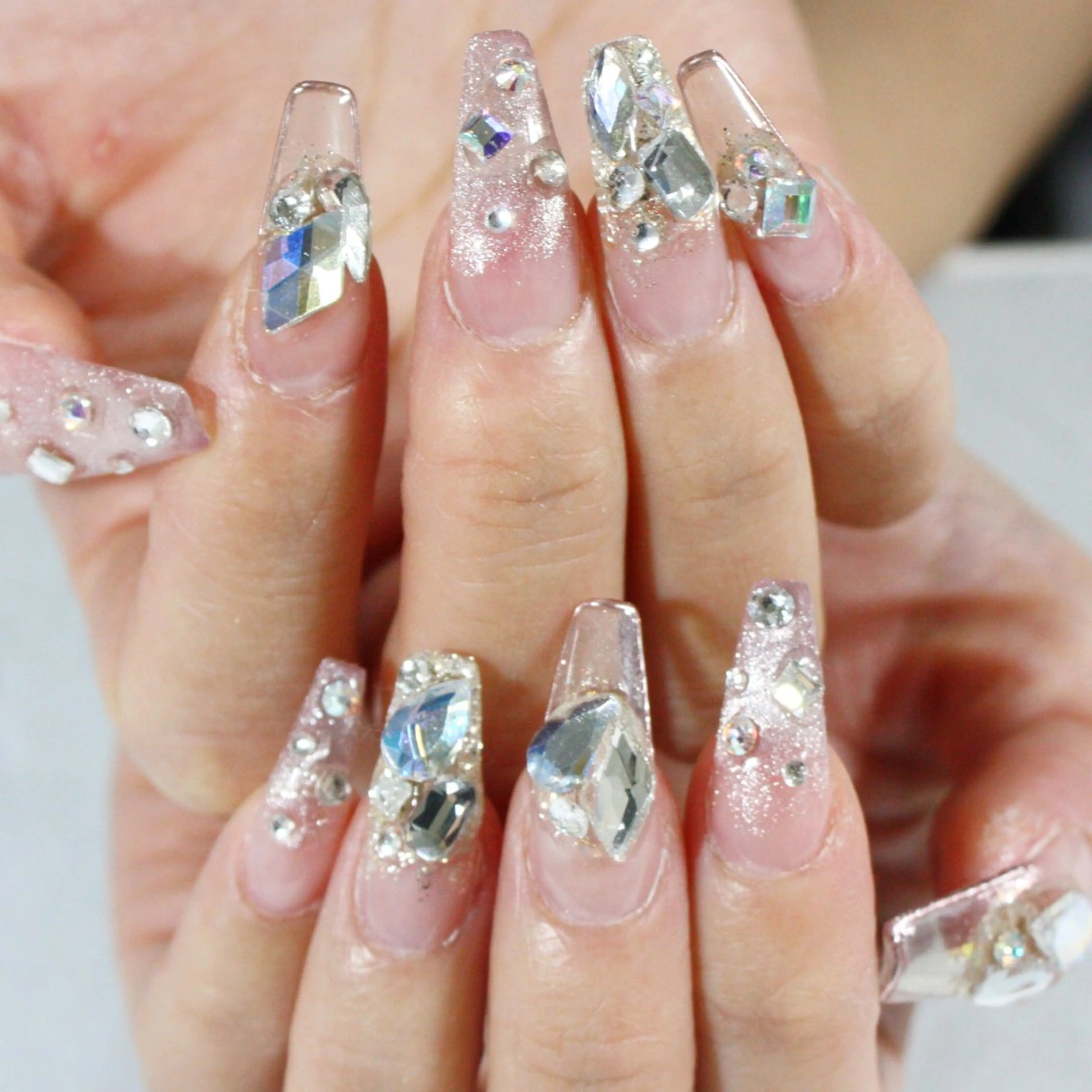 ミディアム Tanaka Nailistのネイルデザイン