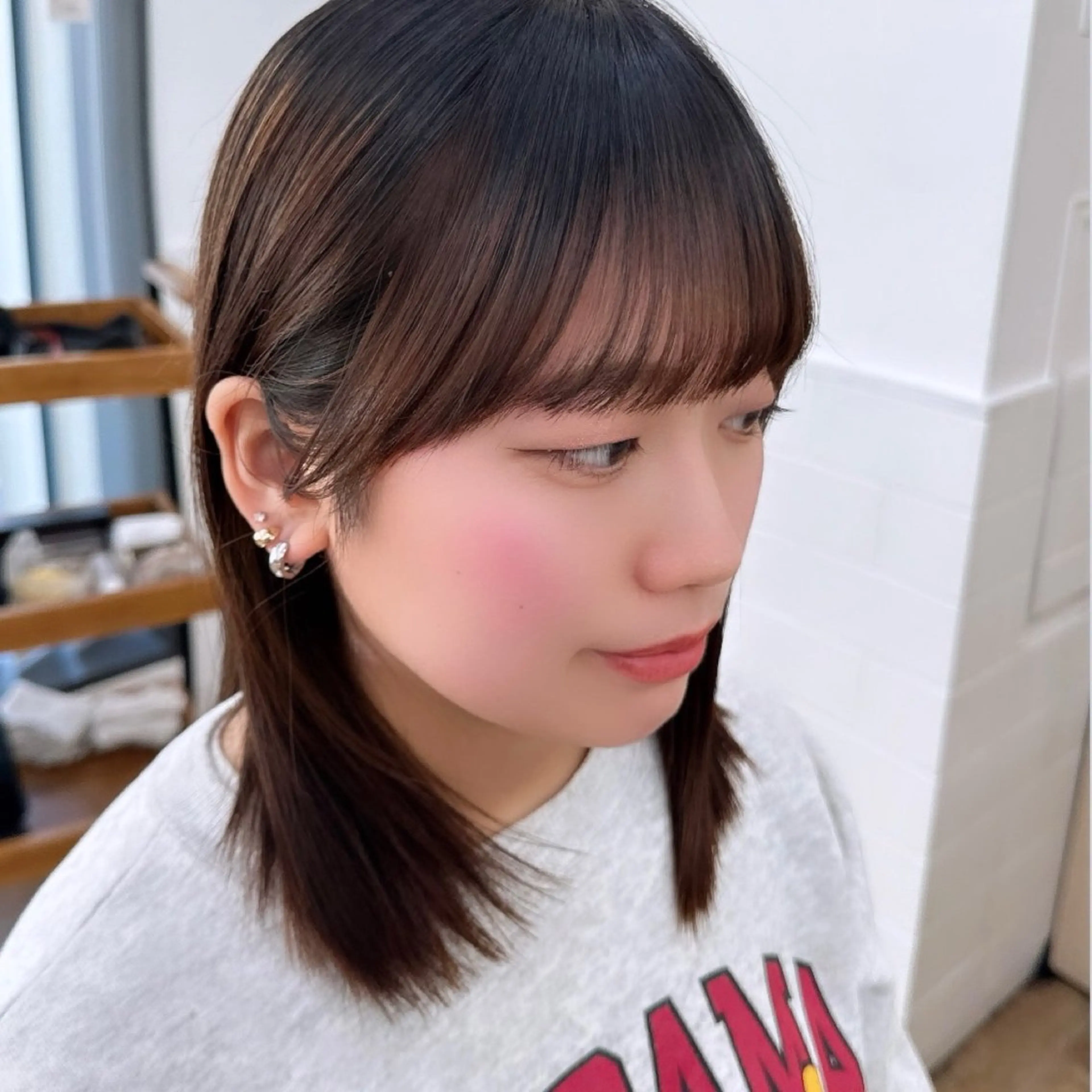 ミディアム 美髪縮毛矯正🫧 艶カラー/スズカのヘアスタイル