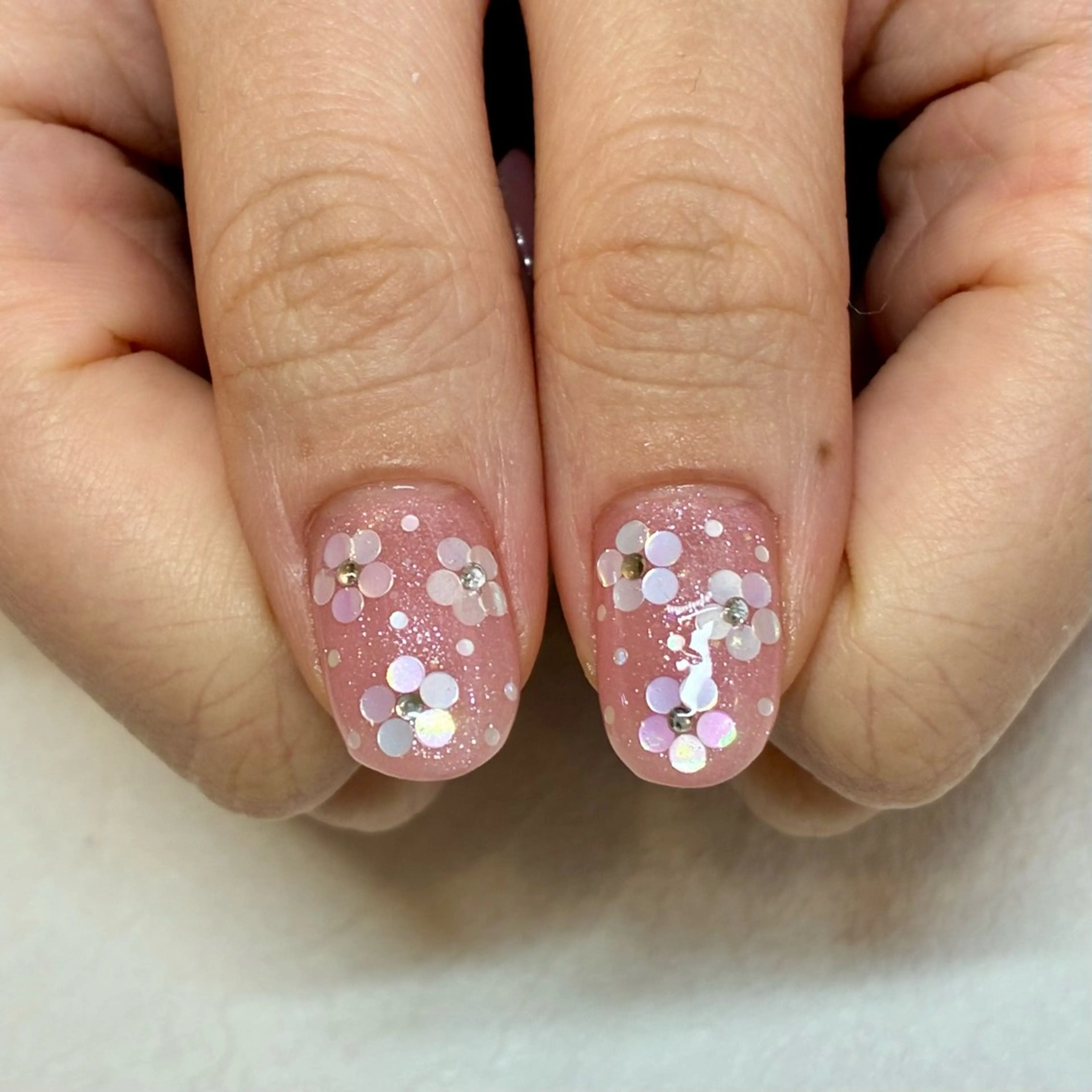 ネイル 春ネイル ジェヌインネイル 間宮のネイルデザイン