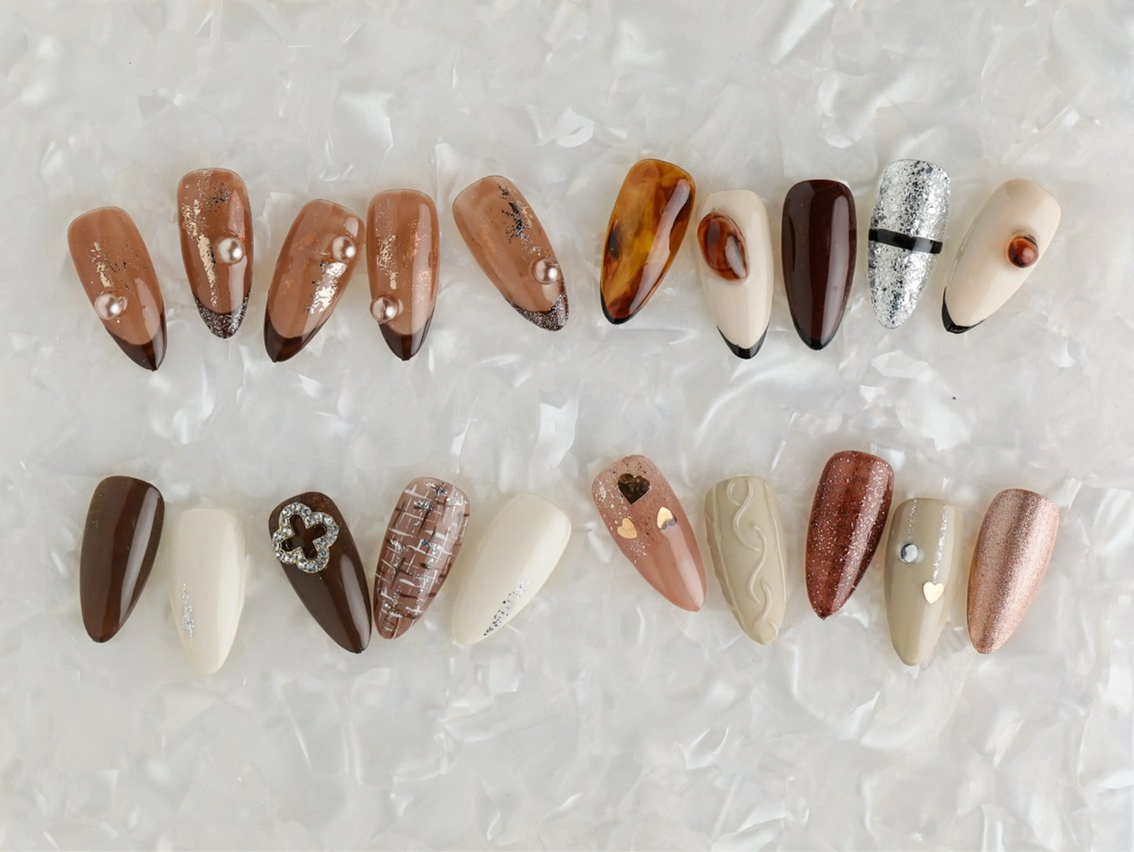 ネイル 長さ出し フットネイル ジェルネイル 韓国ネイル マグネットネイル Nail Annのネイルデザイン