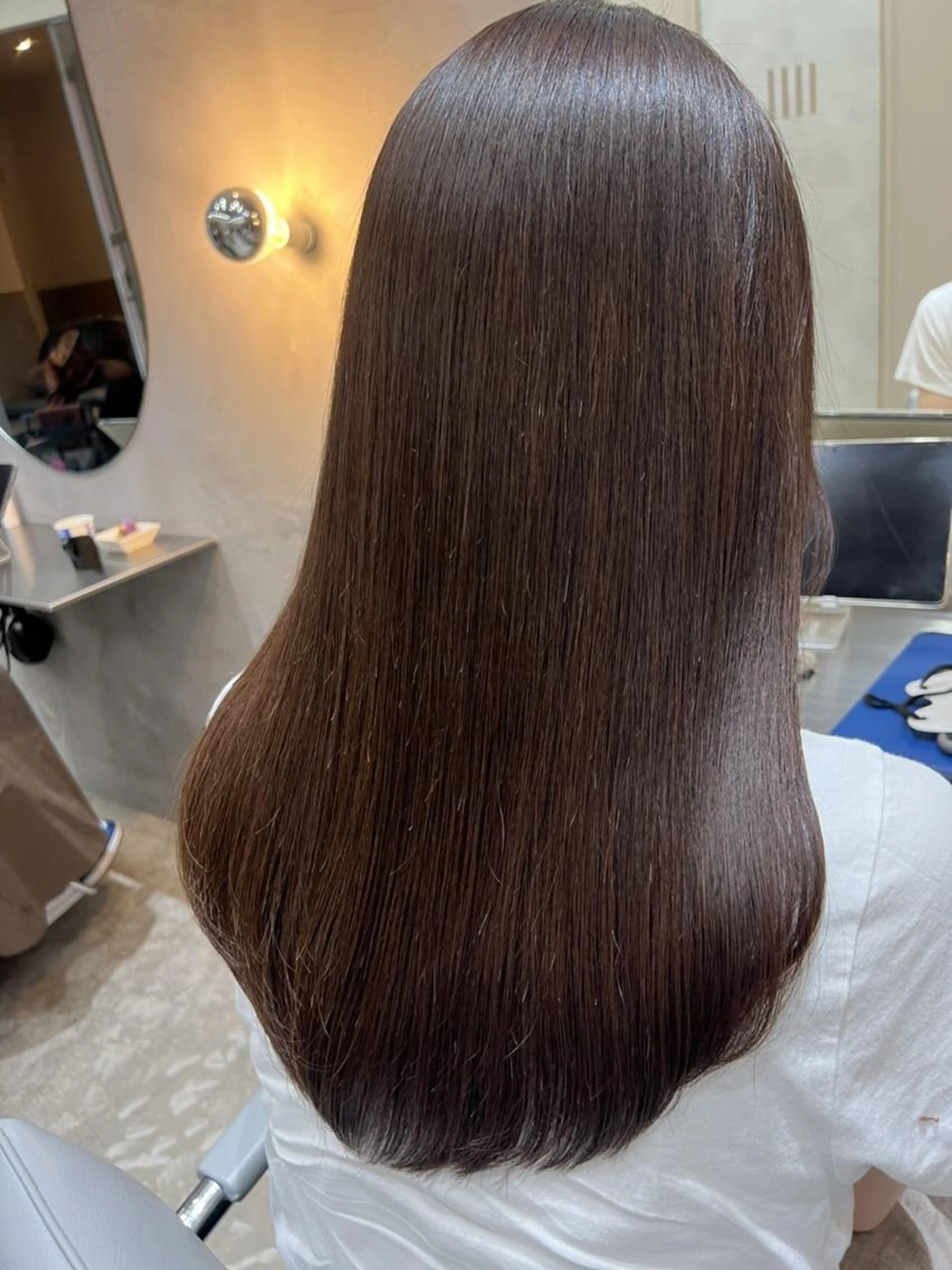 美髪ストレート＋トリートメント！ロング料金無しの写真