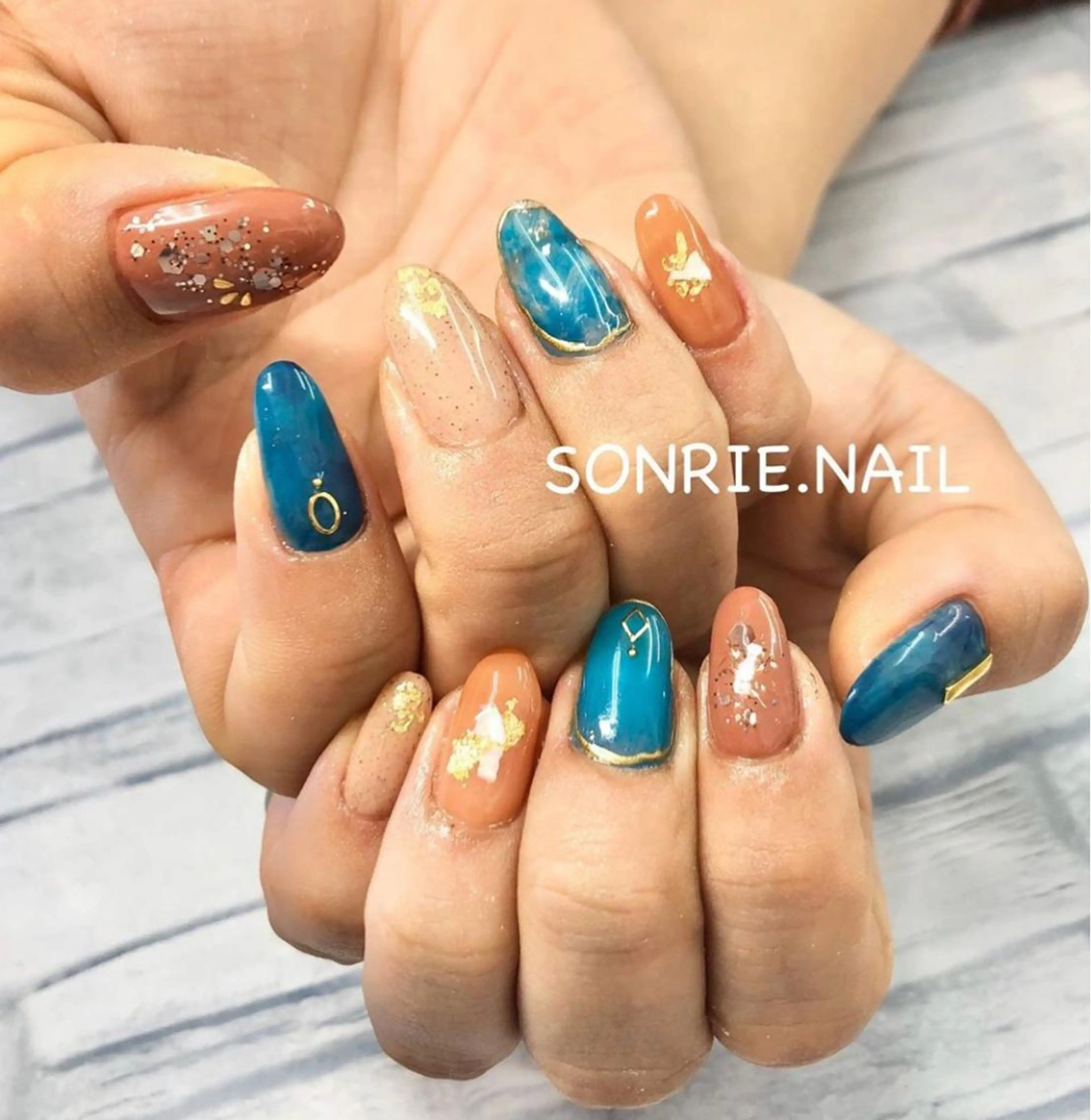 ミディアム カラー ヘアアレンジ メンズ ネイル マツエク・マツパ 豊橋美容院 ソンリエのヘアスタイル