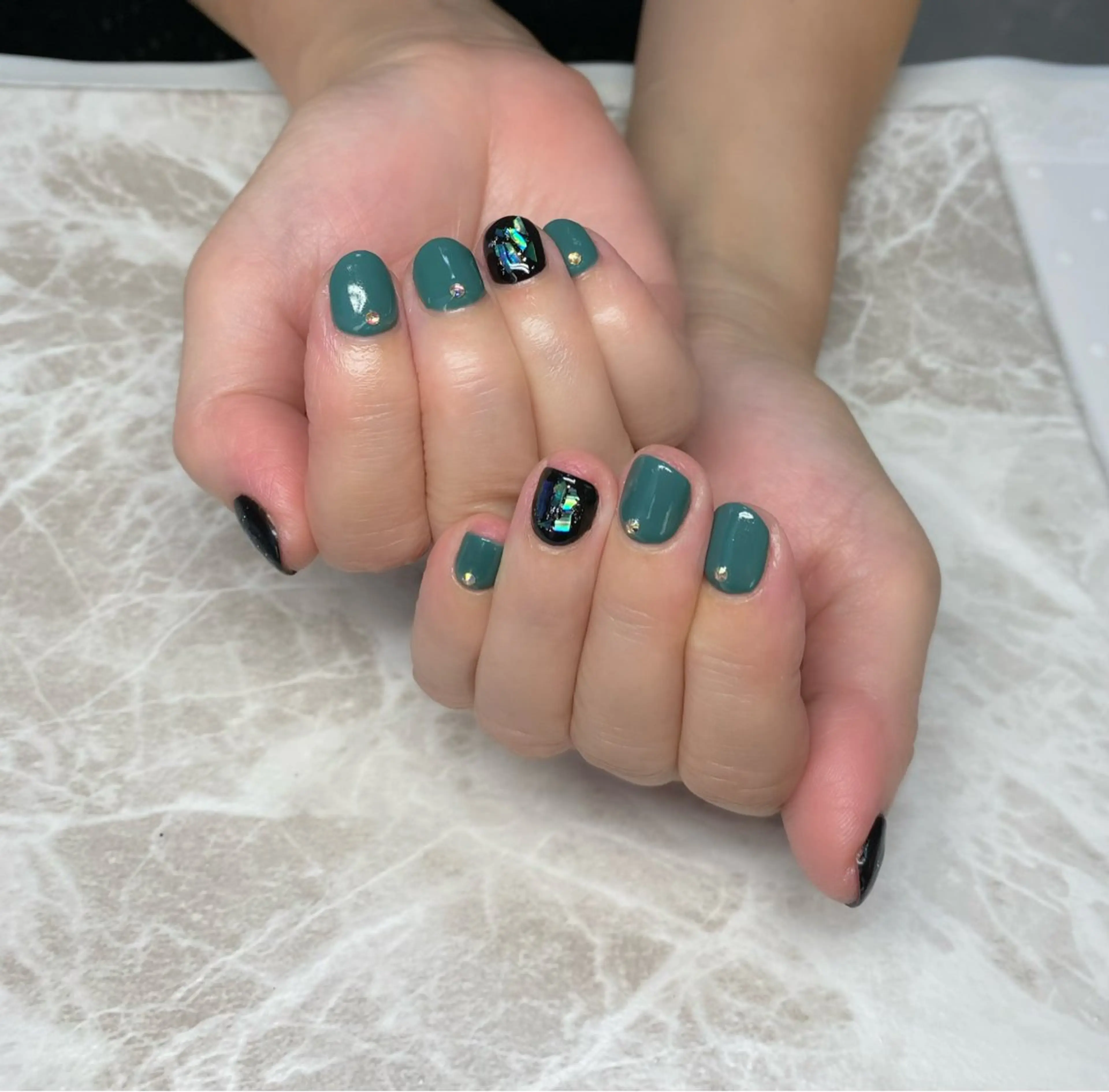 ネイル ハンドネイル ゆぴねいる所属・ゆぴねいる yupinailのネイルデザイン