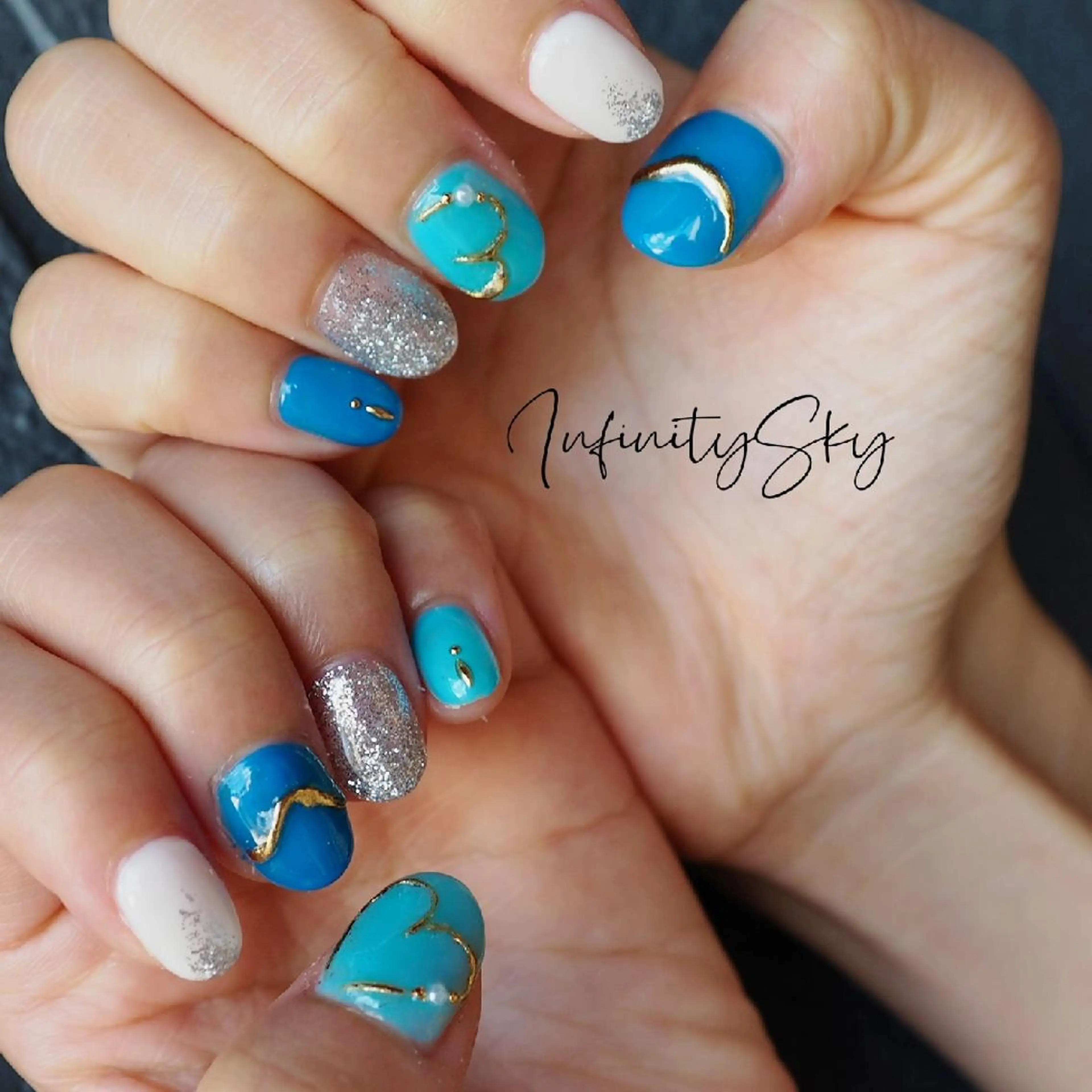 ネイル アートネイル ブルー 持ち込み ハンドネイル infinity skyのネイルデザイン