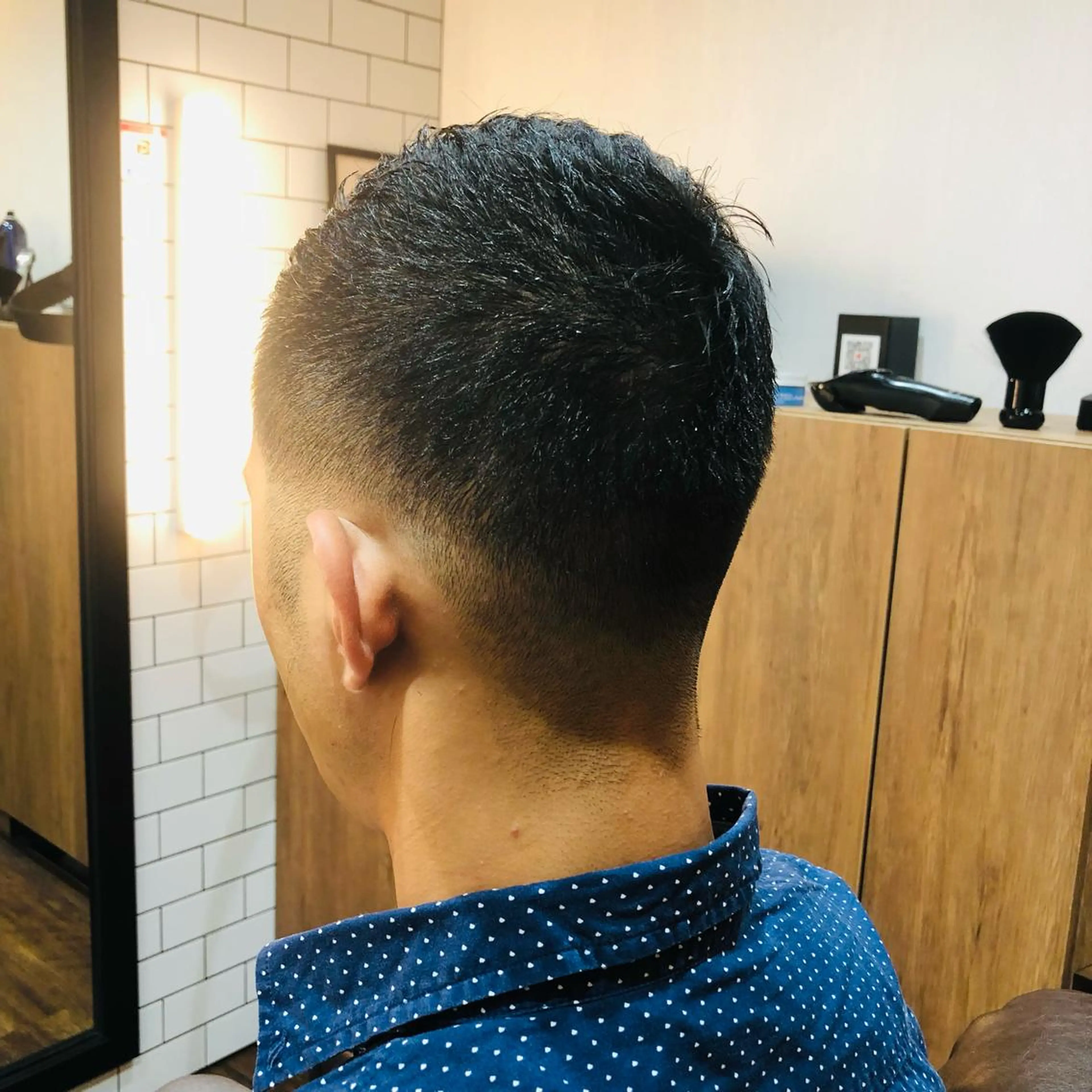 ショート メンズ フェードカット ✂︎GENTLE✂︎ アキモトのヘアスタイル