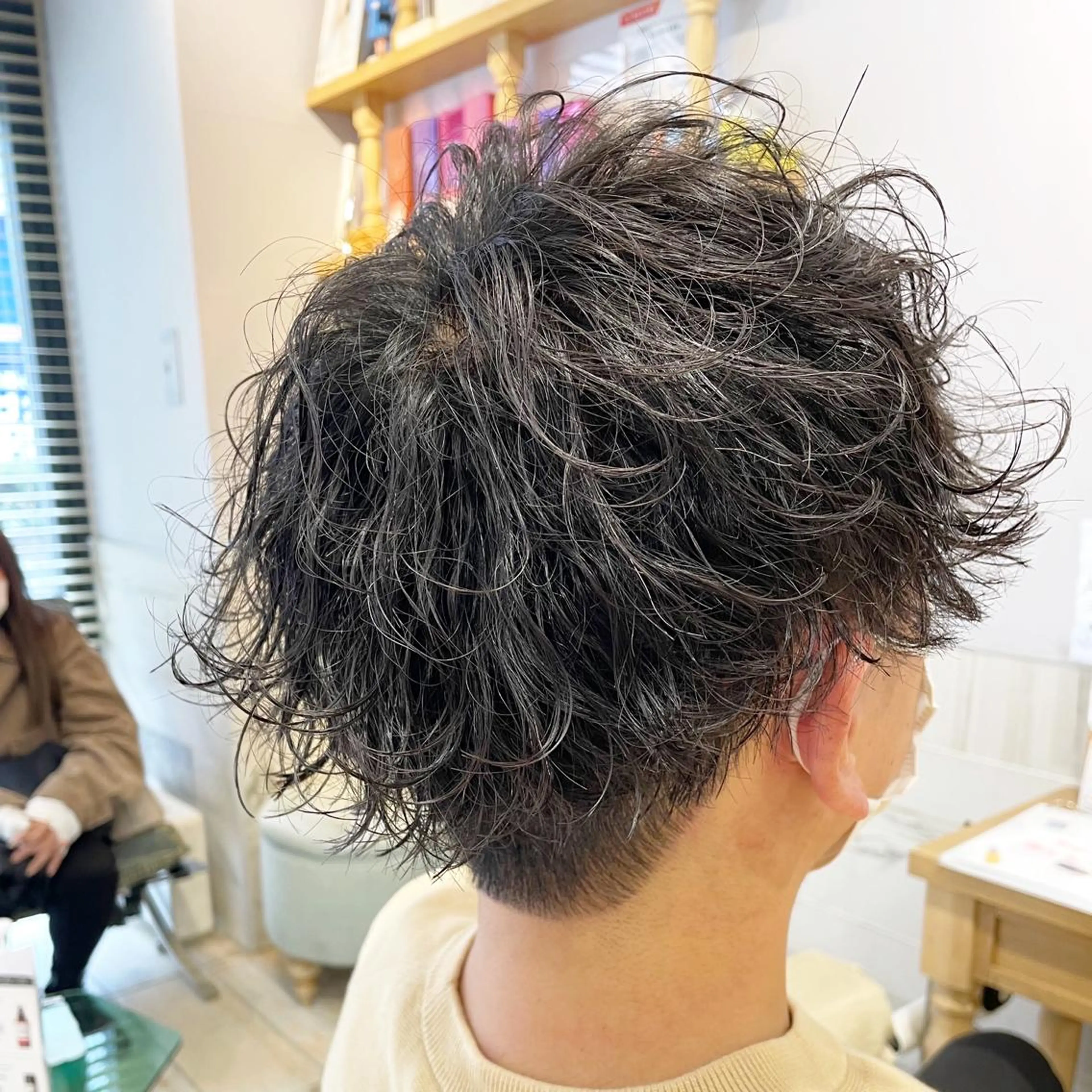 ショート パーマ メンズ 波巻きパーマ カット パーマ すげさやか ✨メンズカットパーマのヘアスタイル