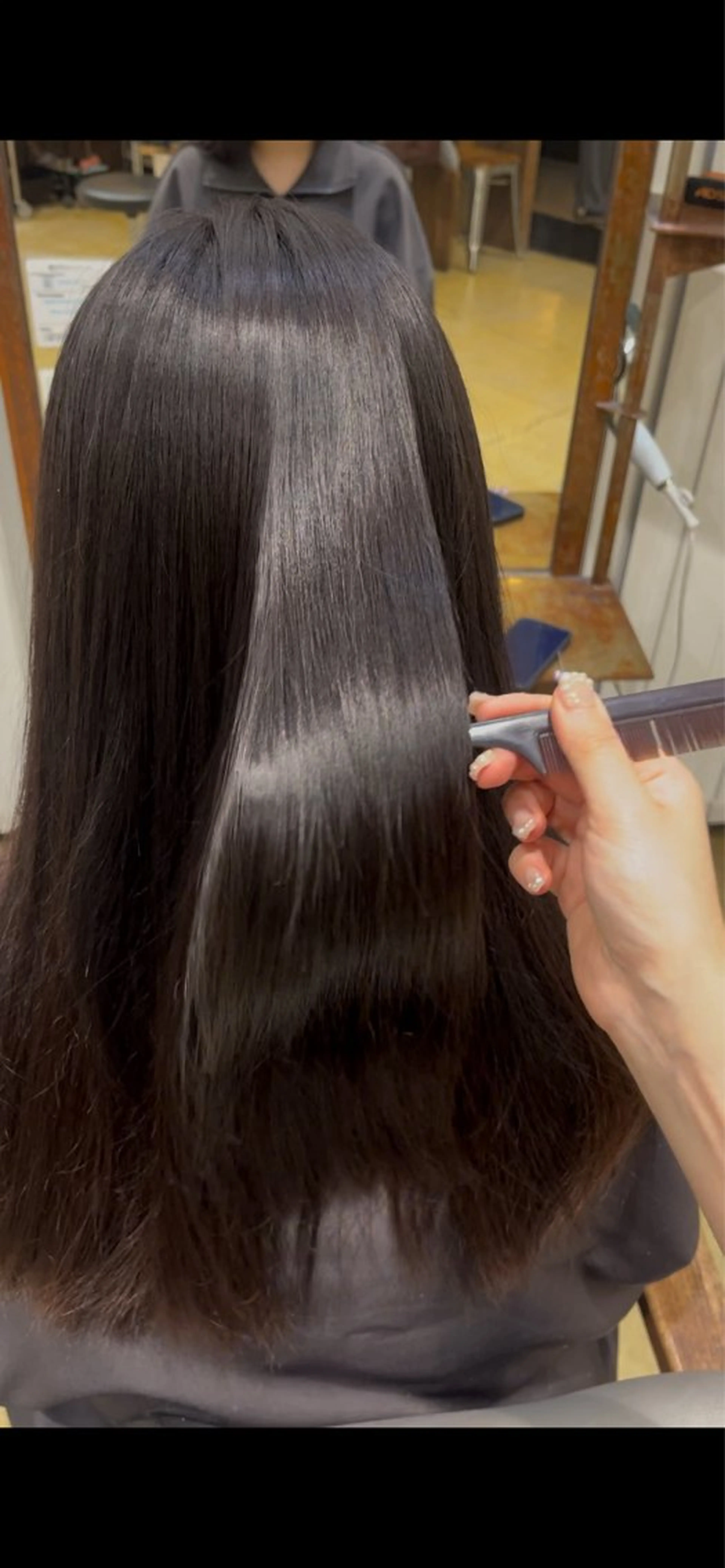 ロング 透明感カラー人気 ナンバーワンMIYUのヘアスタイル