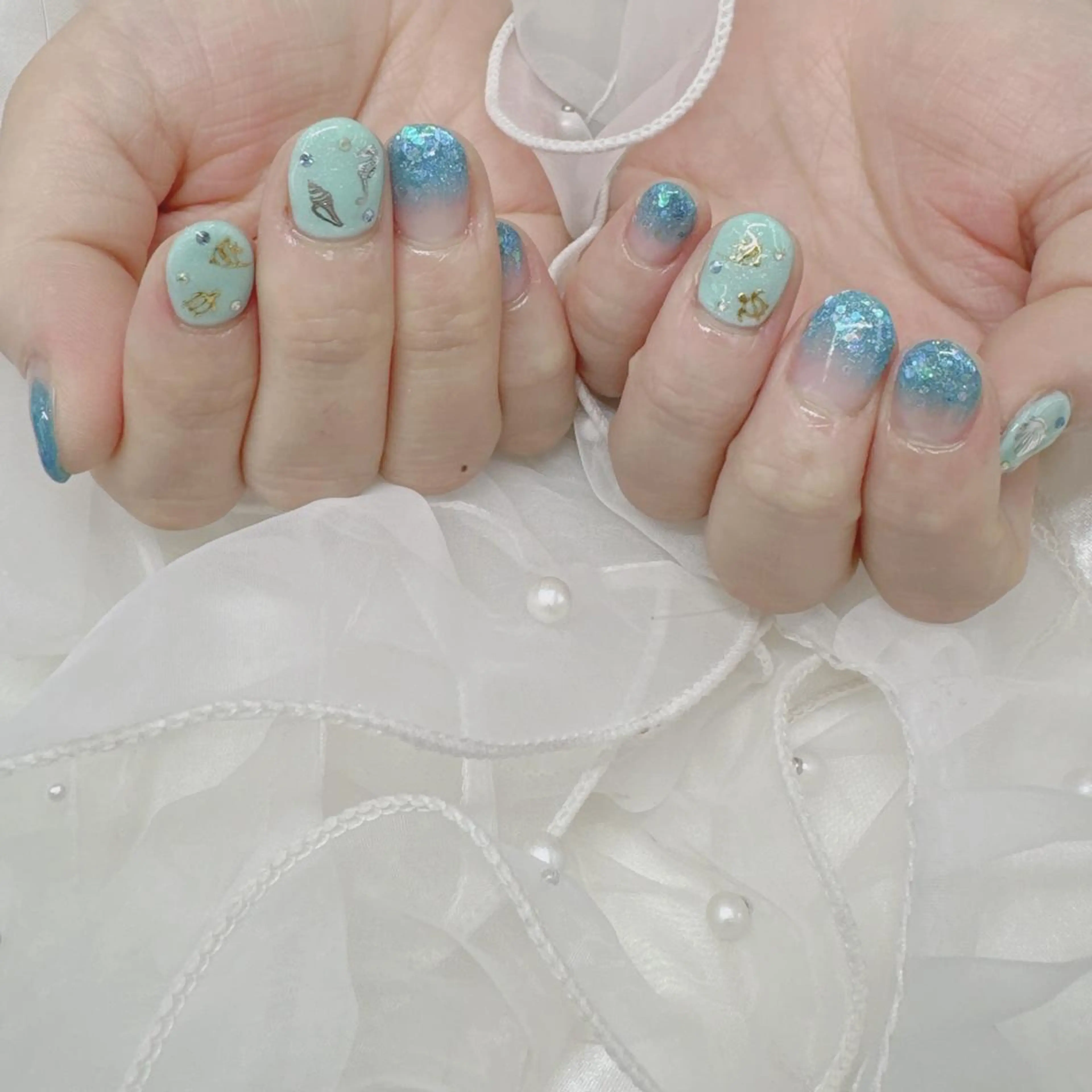 ネイル Nail salon Honey Beeのネイルデザイン