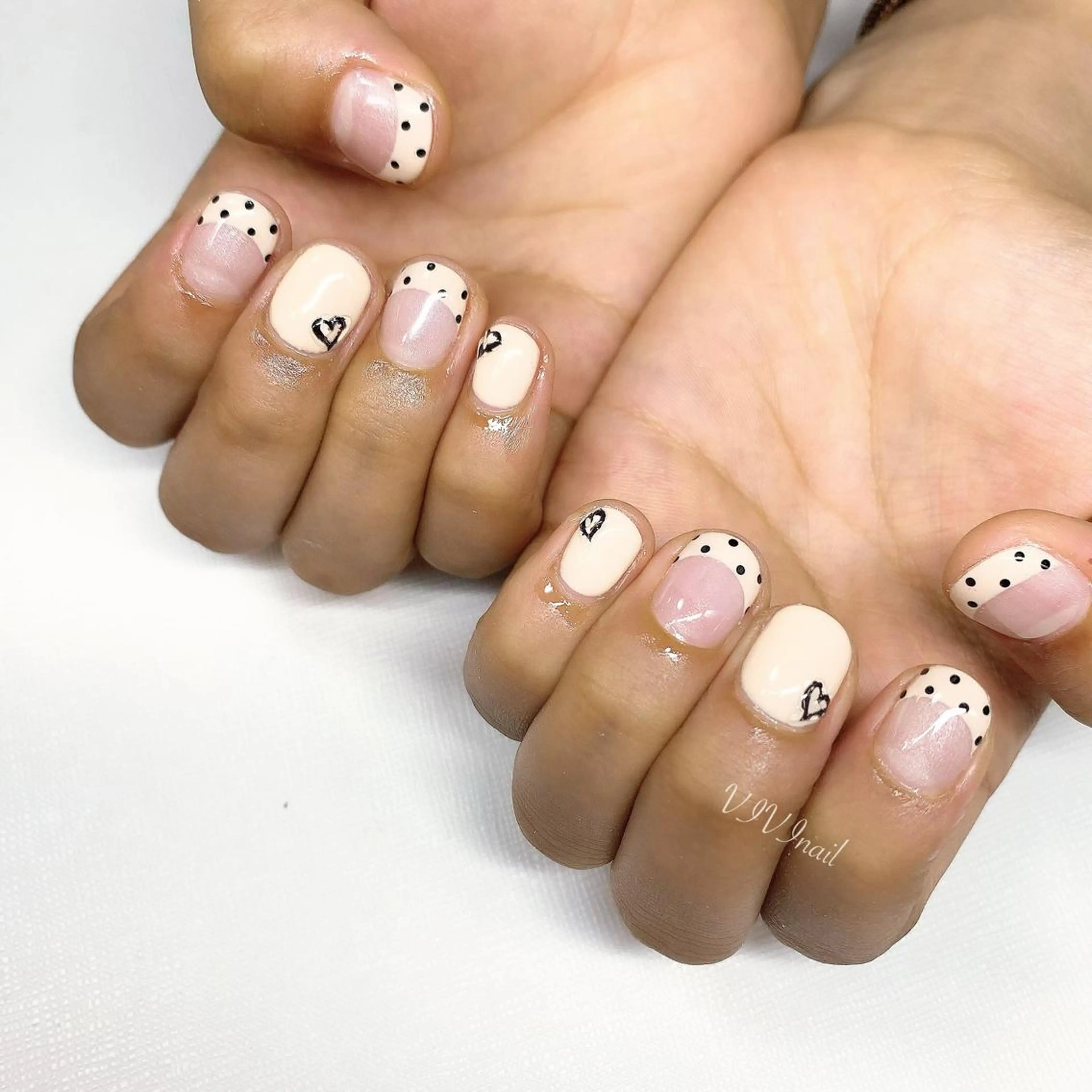 ネイル ドット フレンチネイル パステルネイル ハンドネイル vivi nailのネイルデザイン