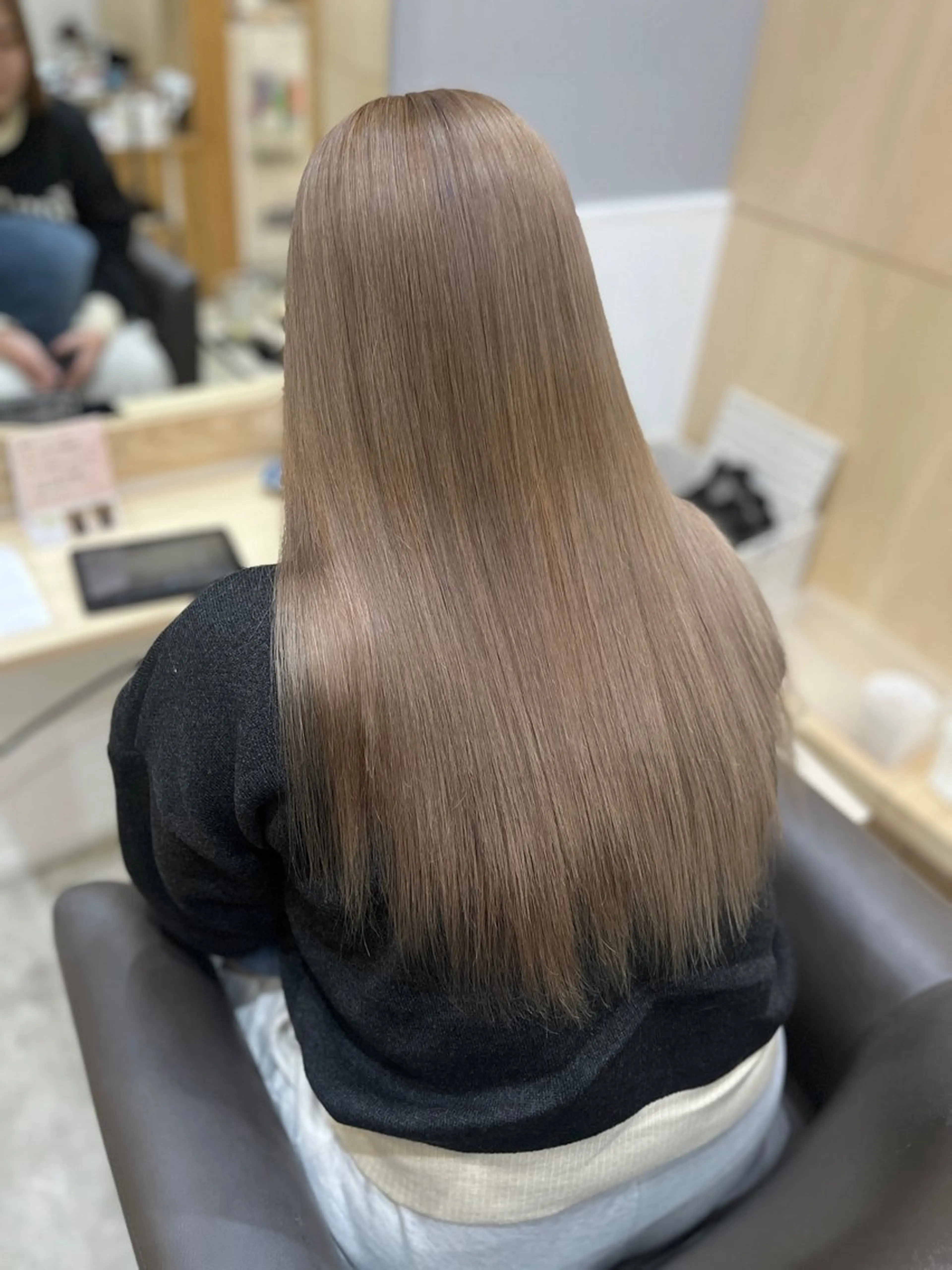 ロング miloc naha ナナカのヘアスタイル