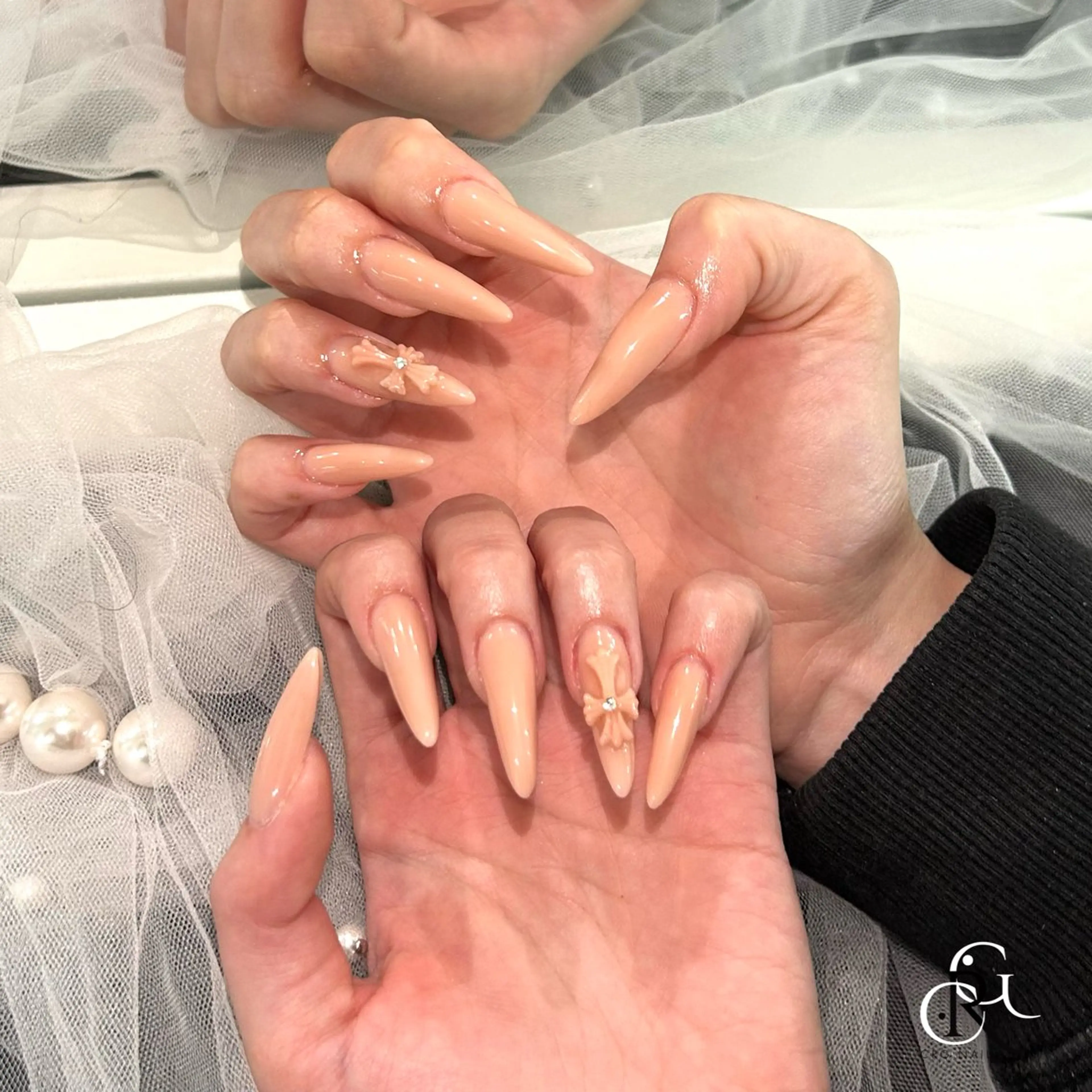 ロング ハンドネイル 美フォルムスカルプ✨ RENAのネイルデザイン