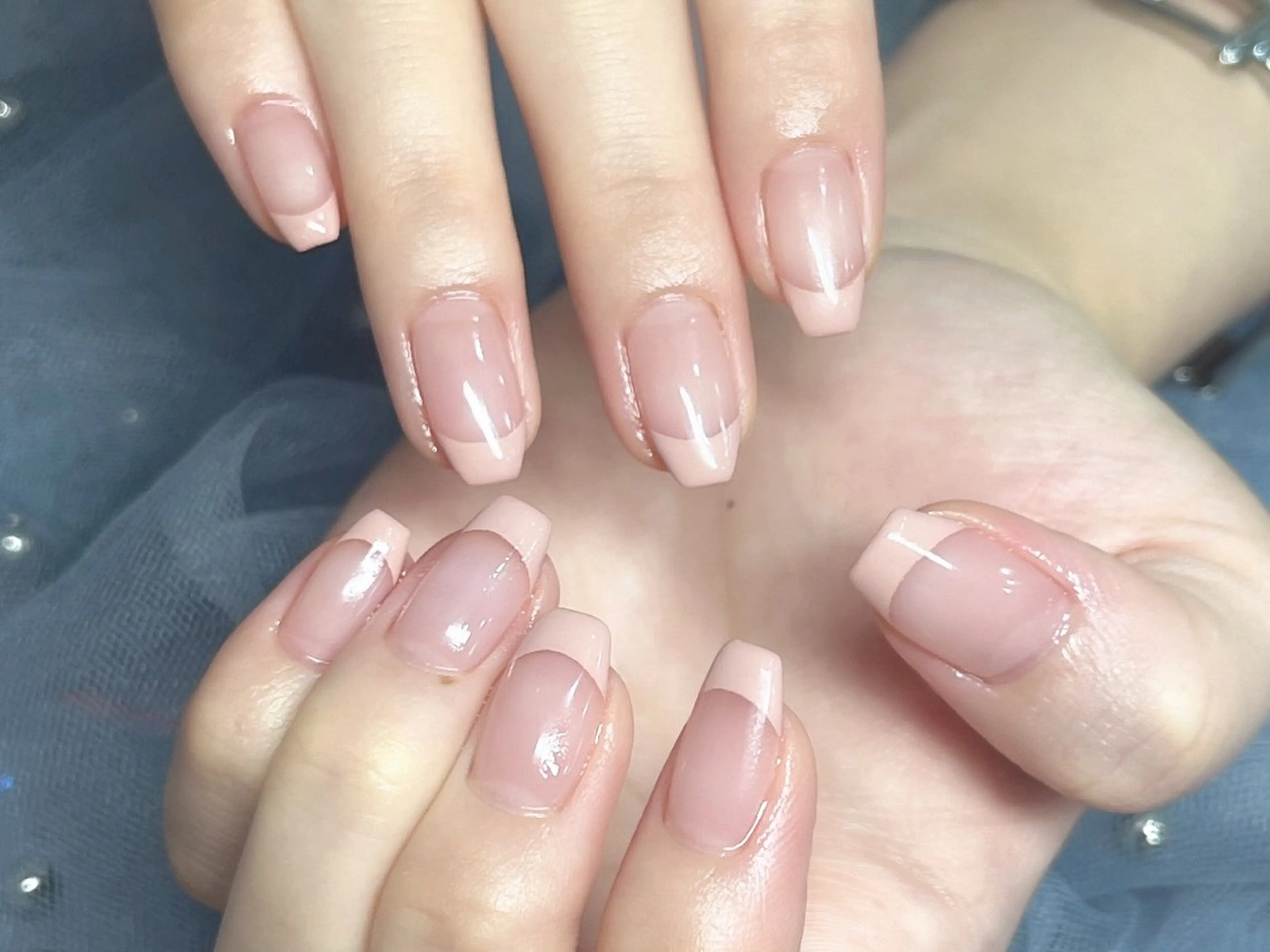 ネイル クリアネイル フレンチネイル NIJI ネイルサロンのネイルデザイン