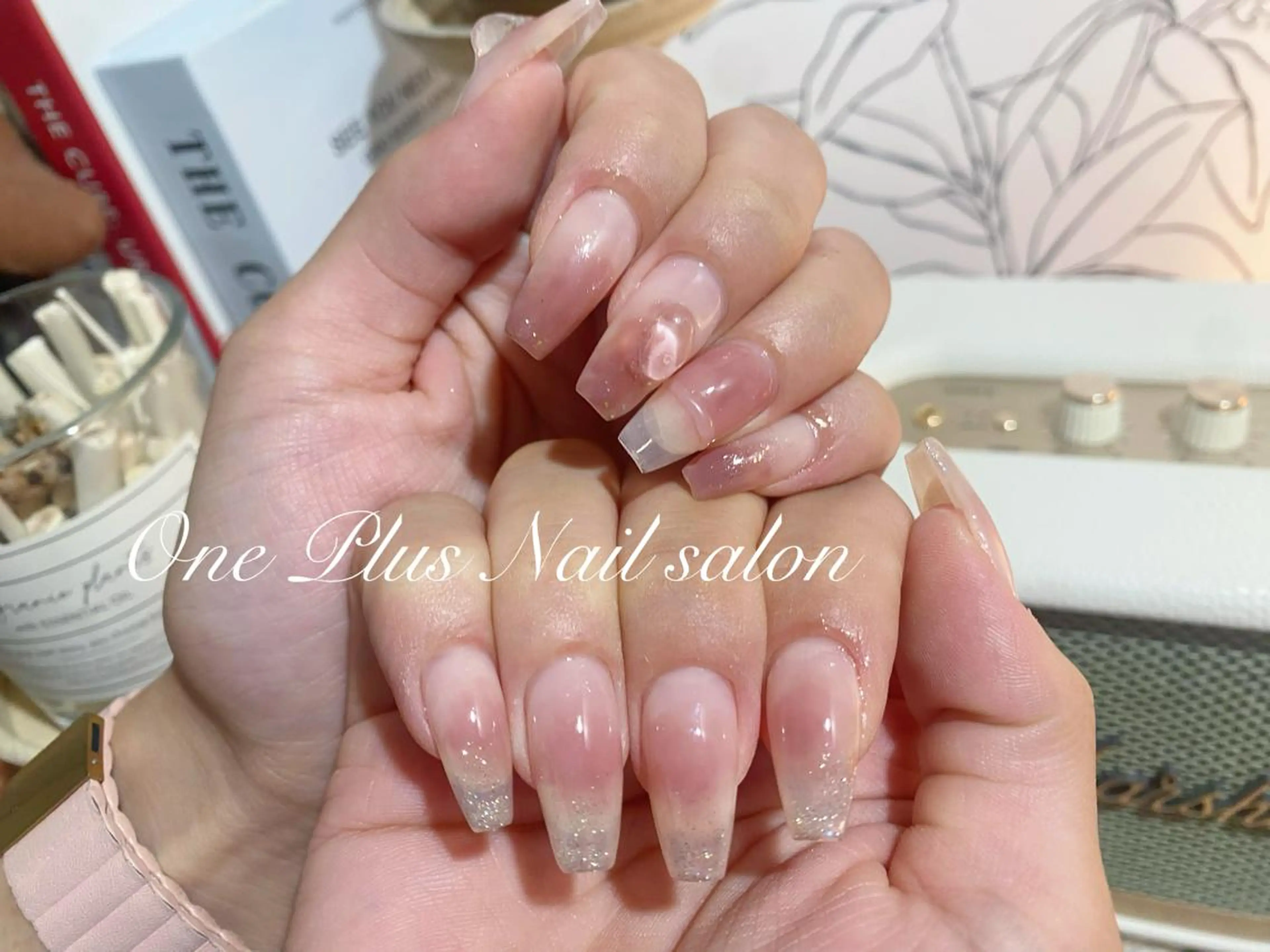 ネイル One Plus Nail Salonのネイルデザイン