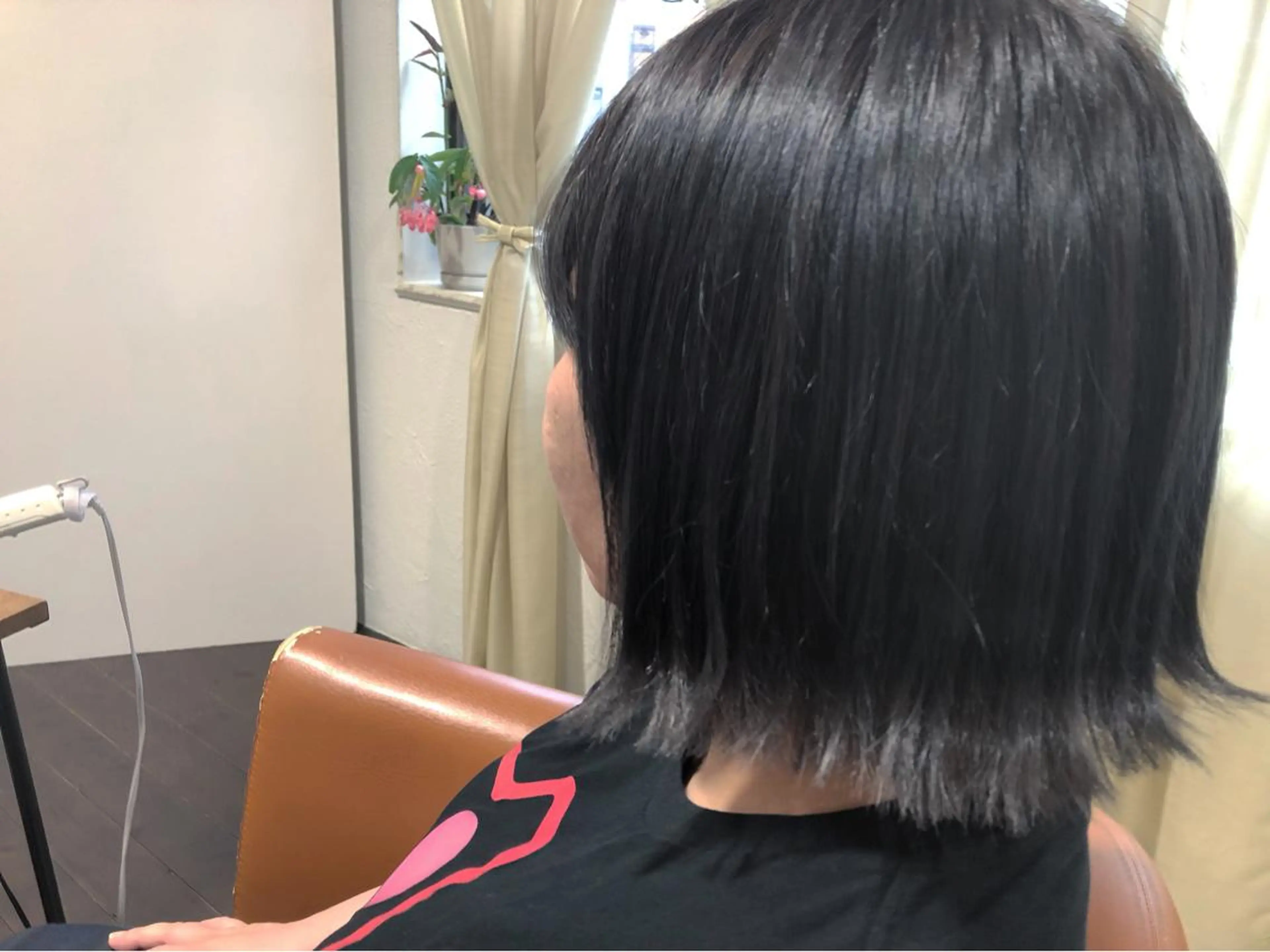 ショート カラー ブリーチ ブルーカラー パ ルのヘアスタイル