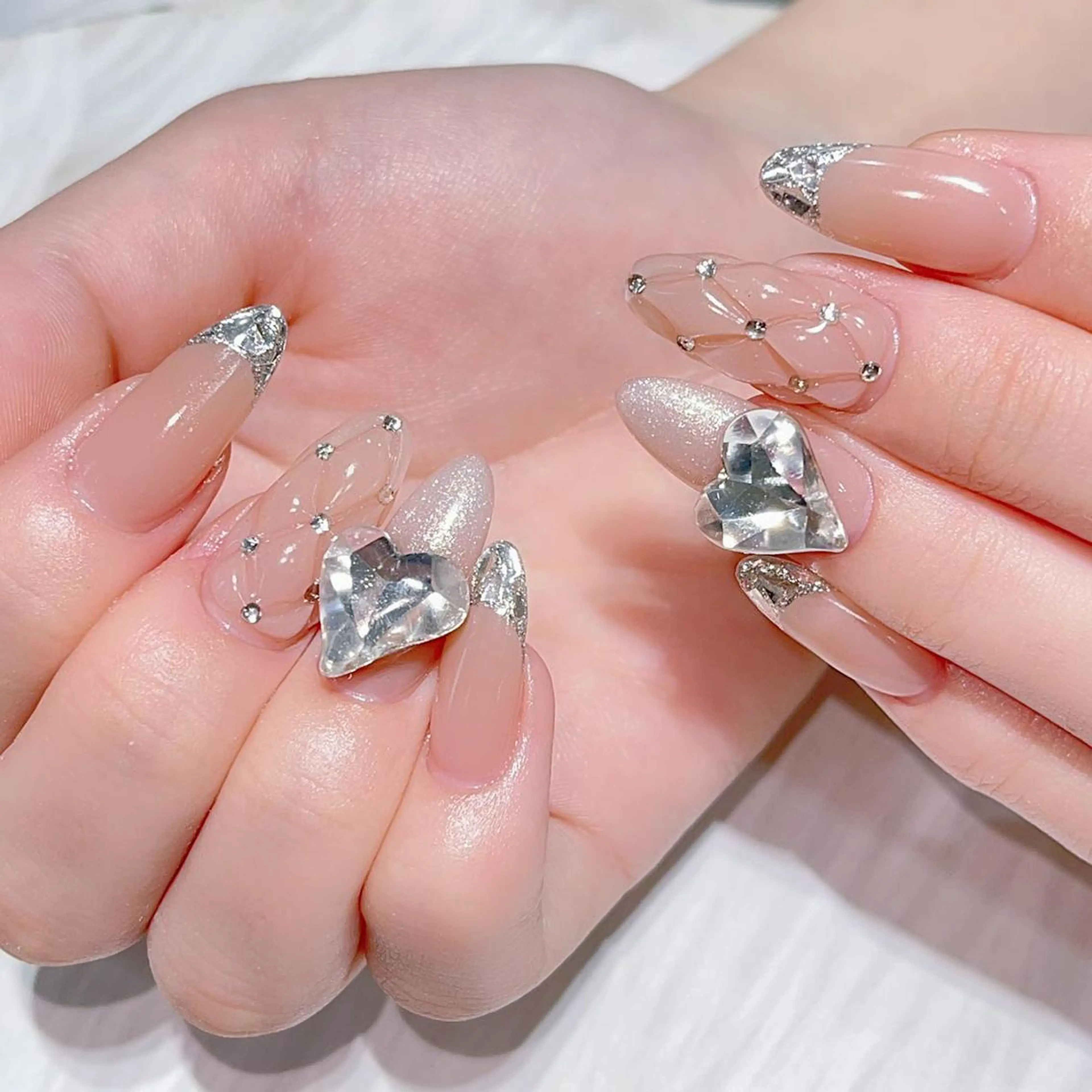 ネイル ハンドネイル Queens momoのネイルデザイン