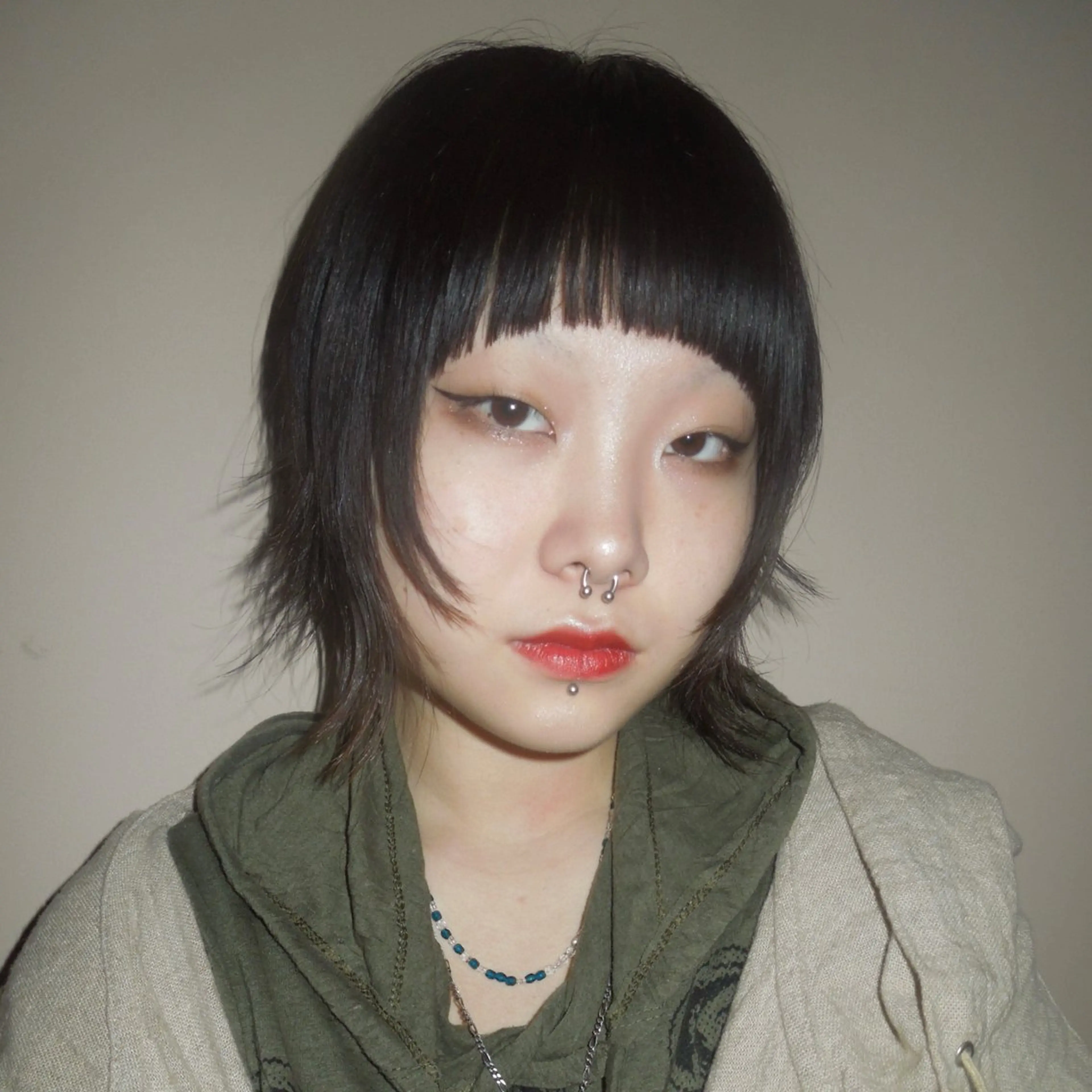 ミディアム レイヤーカット タマキ/似合わせ カット/Wカラーのヘアスタイル