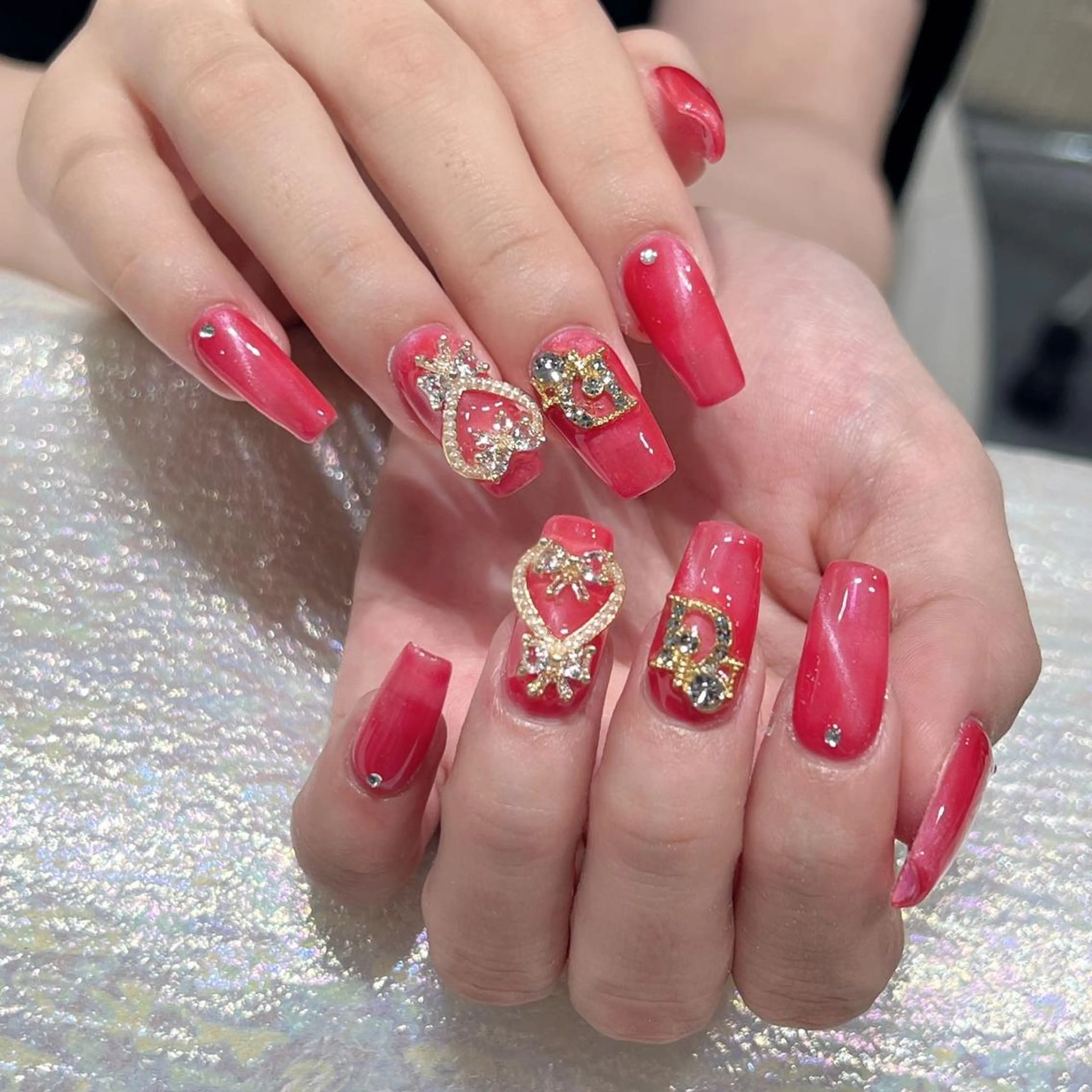 ネイル 長さ出し ネイルチップ Queen's ゆなのネイルデザイン