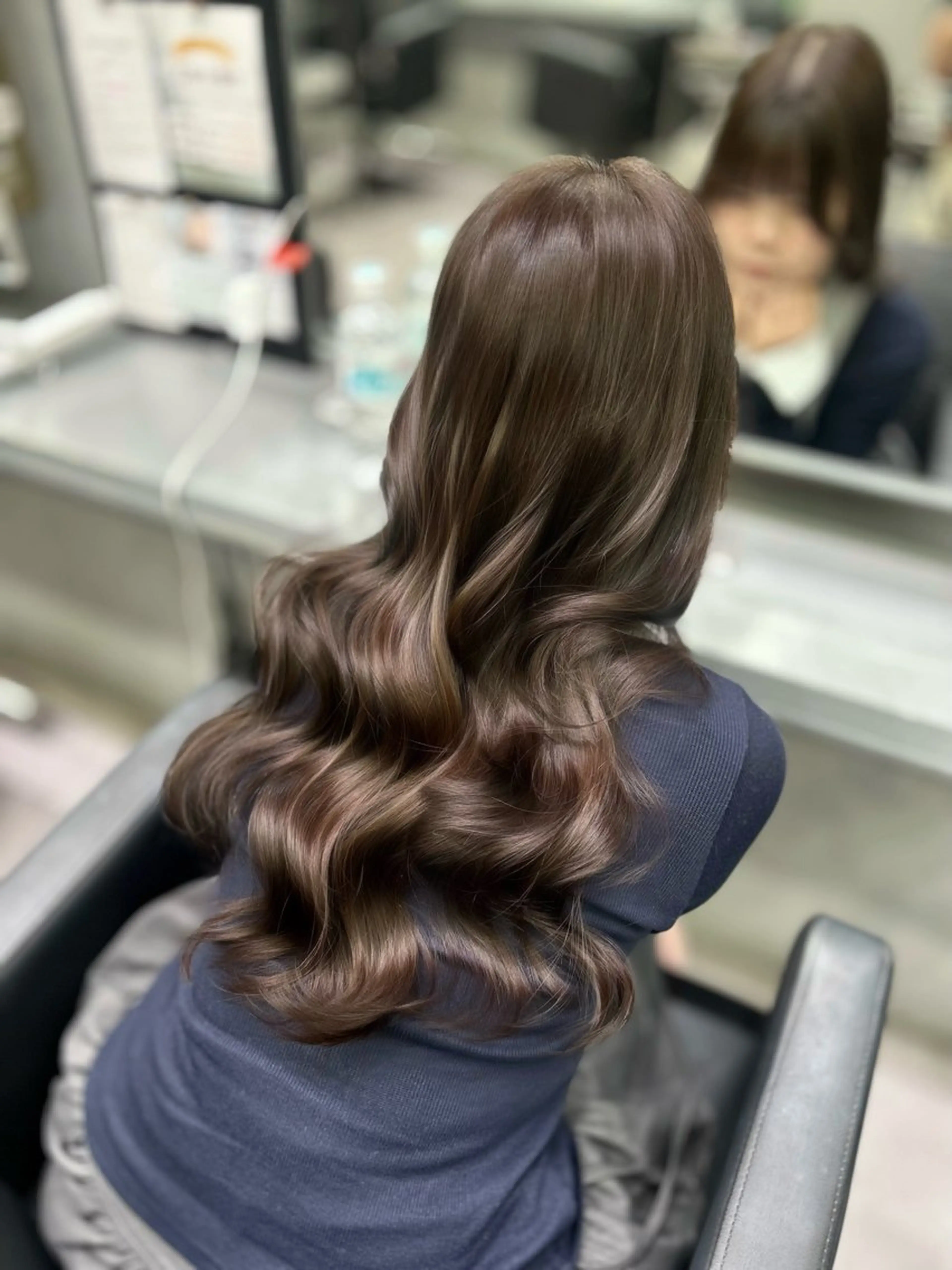 ロング ヘアカラー トリートメント 【elyts】 COCOROのヘアスタイル