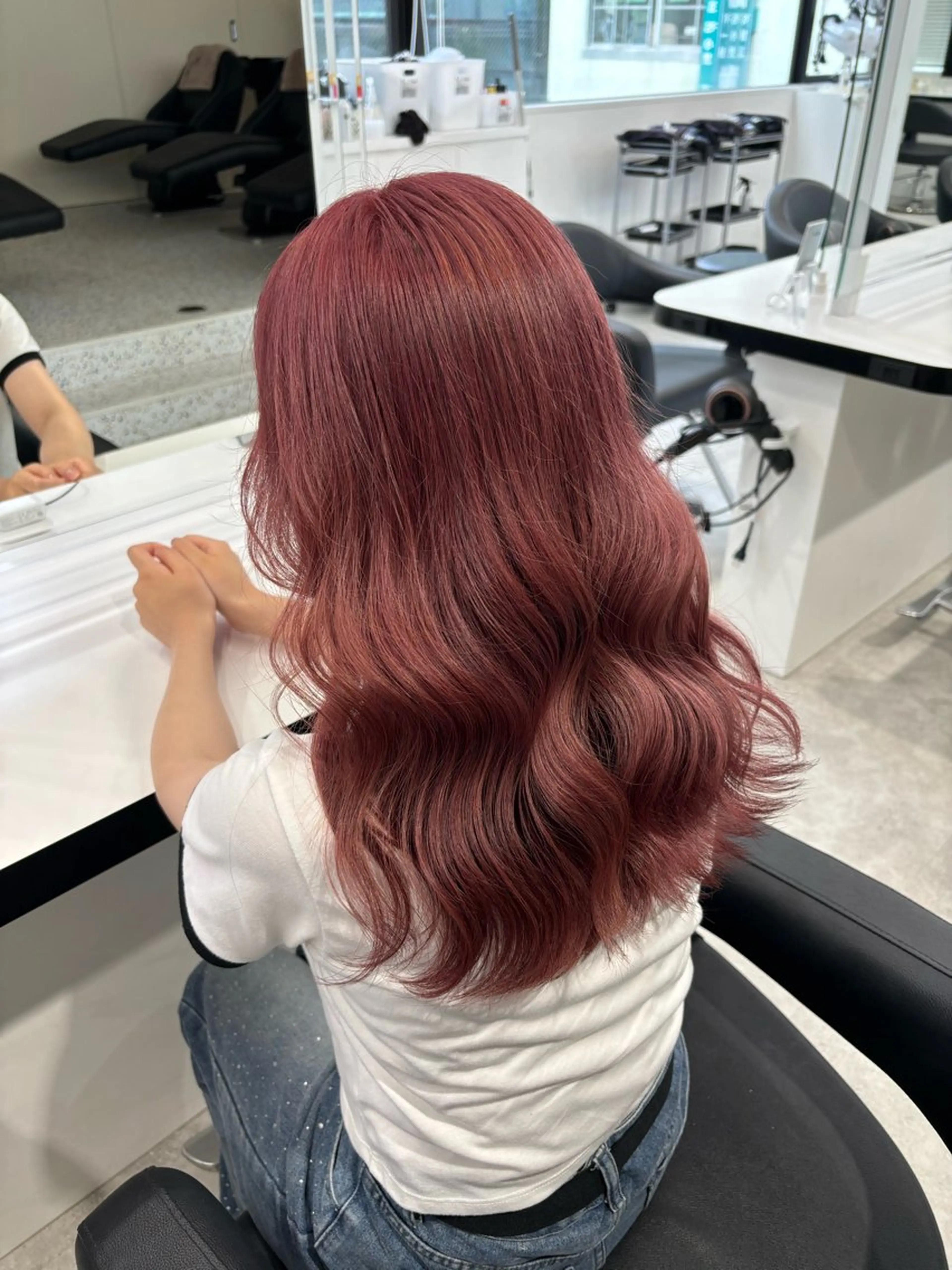 セミロング Wカラー/暖色/べ ージュりく©︎🐝のヘアスタイル