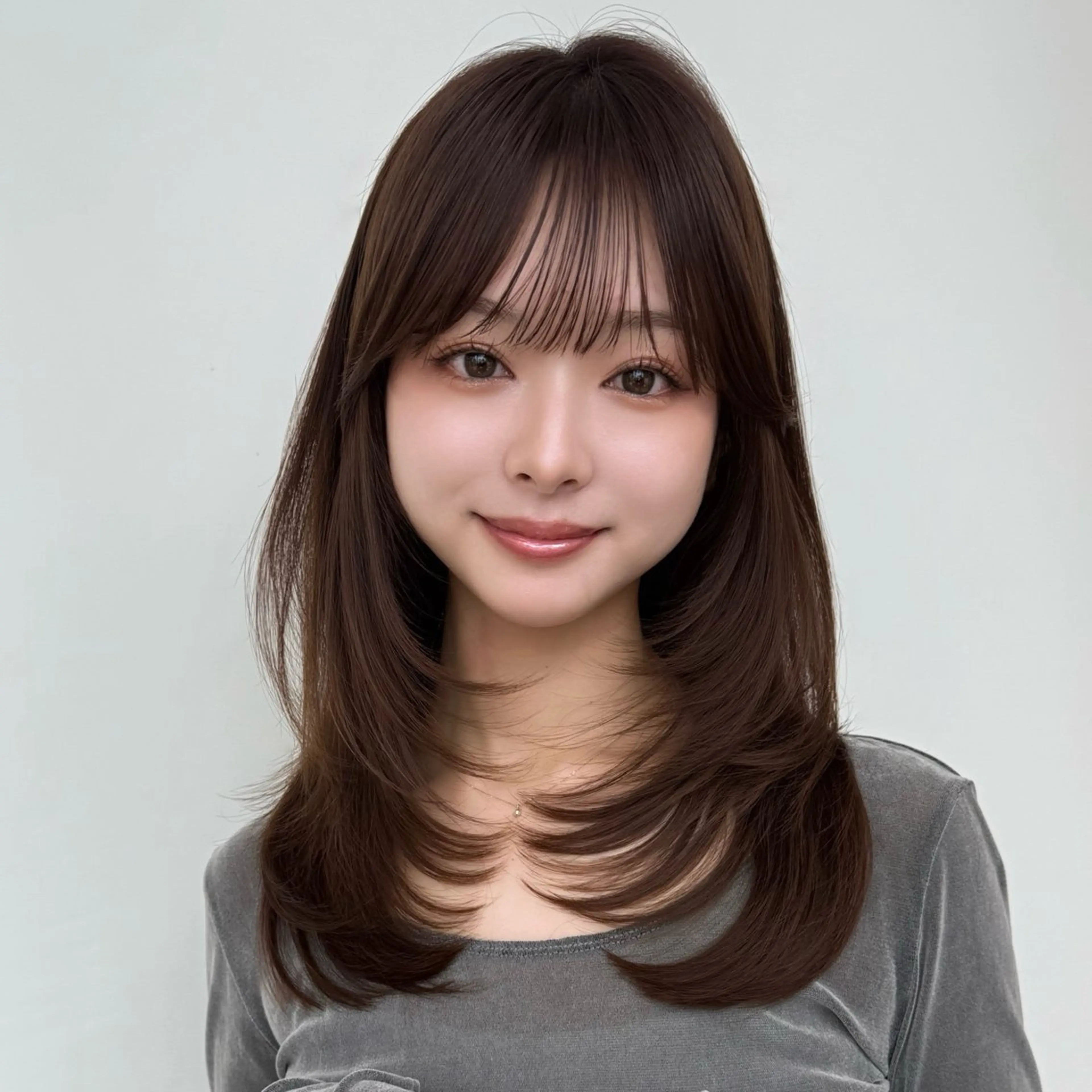 セミロング カット トリートメント 似合わせレイヤー/ 透明感カラーのヘアスタイル