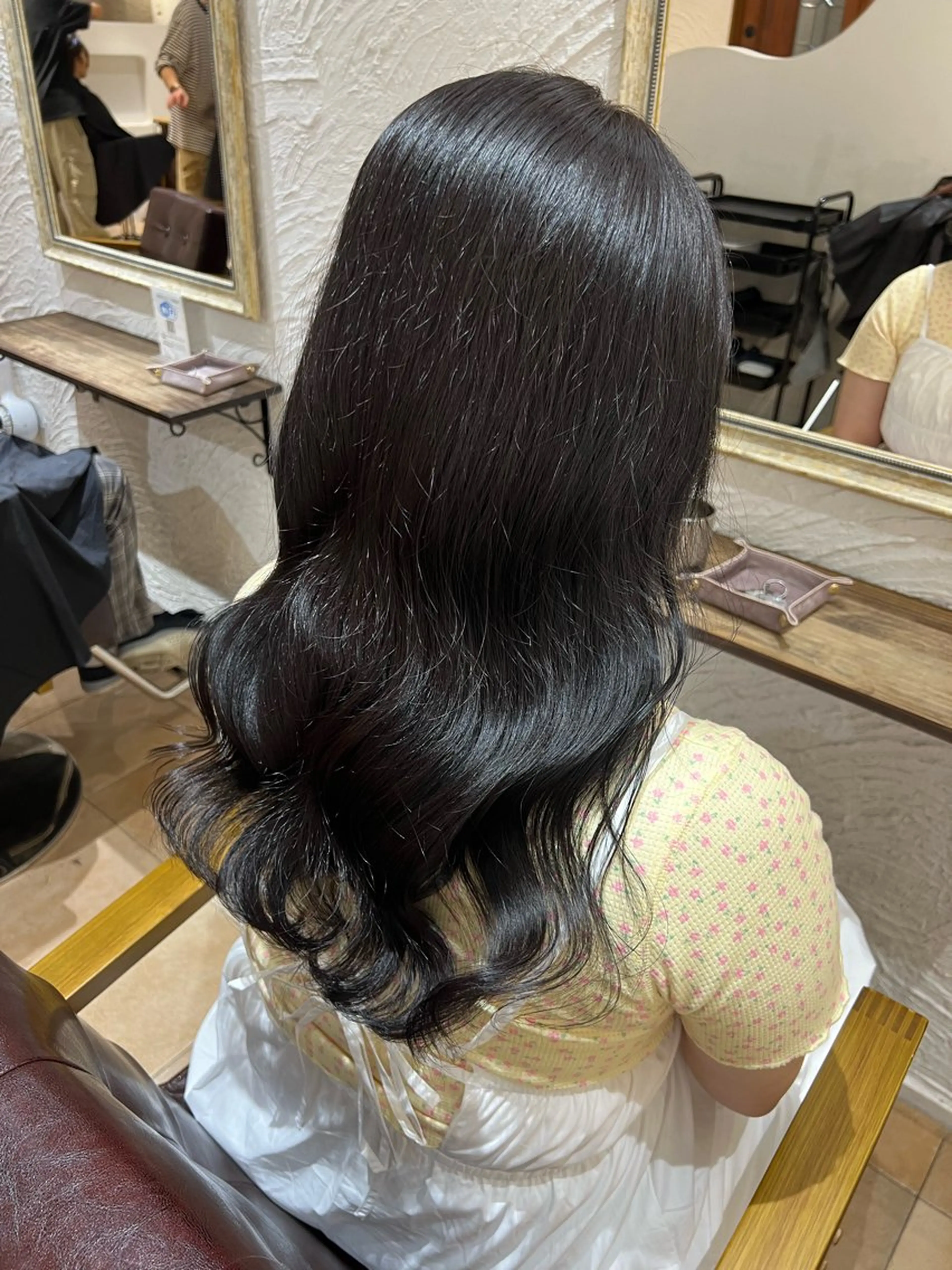 セミロング カラー 🥀韓国ヘア🥀 宮津真菜のヘアスタイル